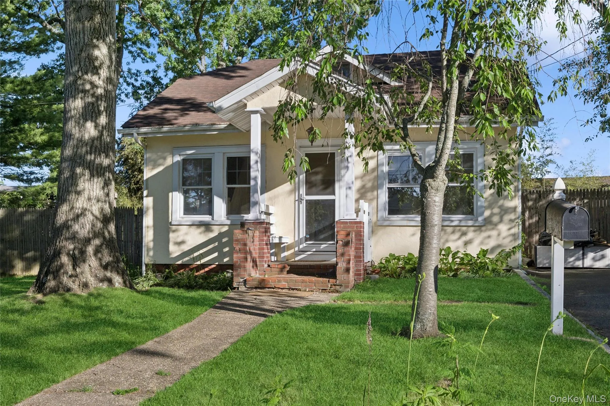 36 Lakeview Court, Brookhaven, NY, 3 Bedrooms Bedrooms, 6 Rooms Rooms,1 BathroomBathrooms,Residential,For Rent,Lakeview,0,1010620 36 Lakeview Court, Brookhaven, NY, 3 Bedrooms Bedrooms, 6 Rooms Rooms,1 BathroomBathrooms,Residential,For Rent,Lakeview,0,1010620
