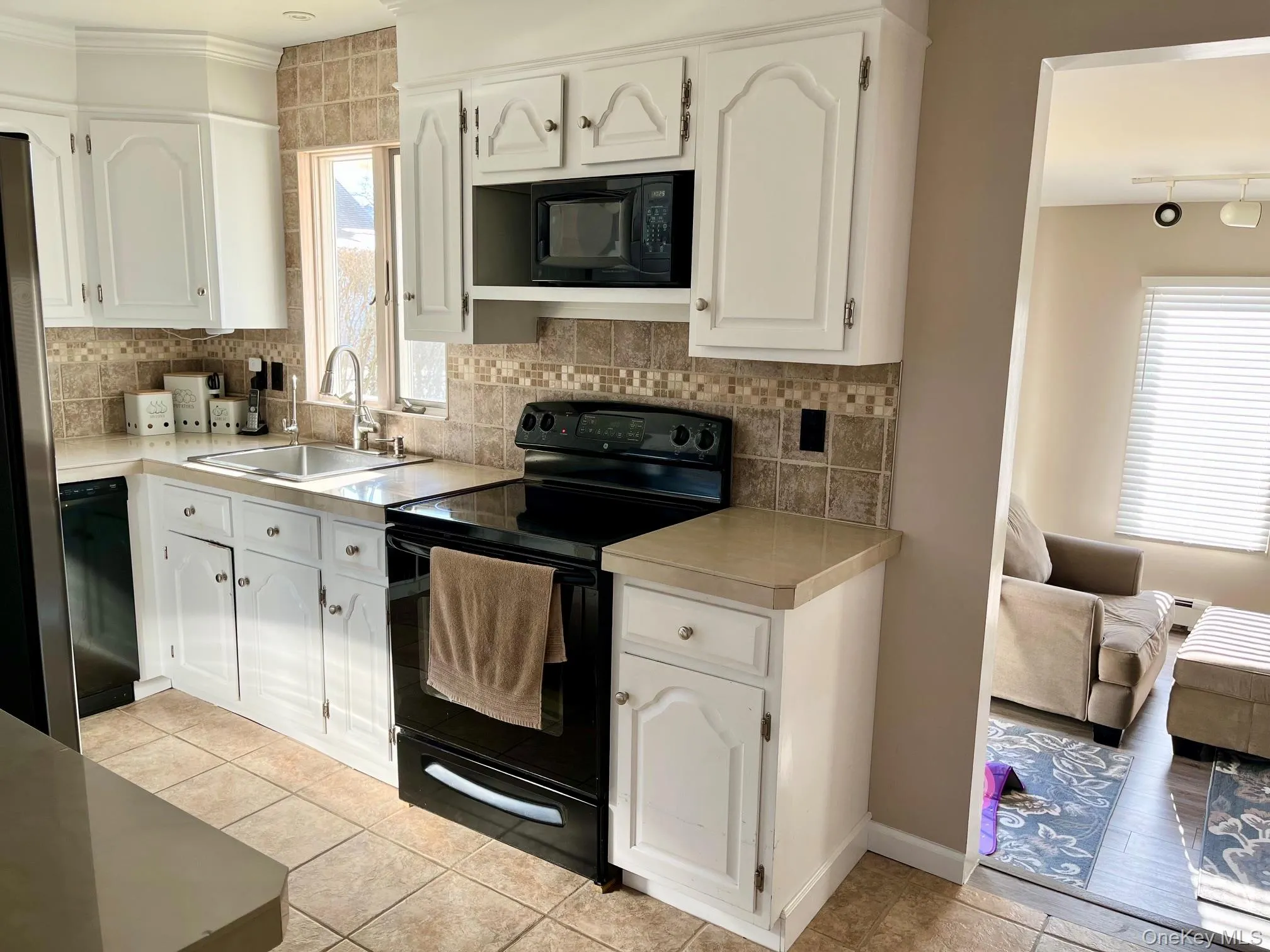62 Pell Avenue, Babylon, NY, 3 Bedrooms Bedrooms, 10 Rooms Rooms,2 BathroomsBathrooms,Residential,For Rent,Pell,0,1010621 62 Pell Avenue, Babylon, NY, 3 Bedrooms Bedrooms, 10 Rooms Rooms,2 BathroomsBathrooms,Residential,For Rent,Pell,0,1010621