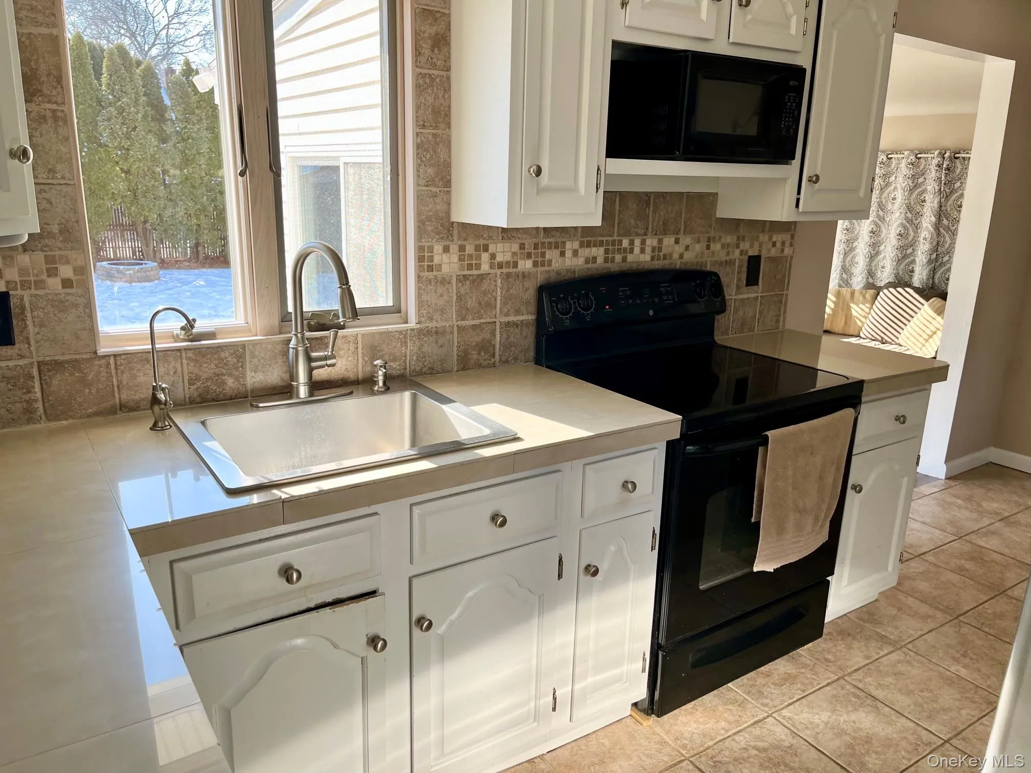 62 Pell Avenue, Babylon, NY, 3 Bedrooms Bedrooms, 10 Rooms Rooms,2 BathroomsBathrooms,Residential,For Rent,Pell,0,1010621 62 Pell Avenue, Babylon, NY, 3 Bedrooms Bedrooms, 10 Rooms Rooms,2 BathroomsBathrooms,Residential,For Rent,Pell,0,1010621