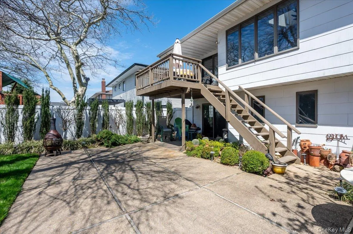 31 Regent Drive, Hempstead, NY, 4 Bedrooms Bedrooms, 6 Rooms Rooms,3 BathroomsBathrooms,Residential,For Rent,Regent,0,1010626 31 Regent Drive, Hempstead, NY, 4 Bedrooms Bedrooms, 6 Rooms Rooms,3 BathroomsBathrooms,Residential,For Rent,Regent,0,1010626