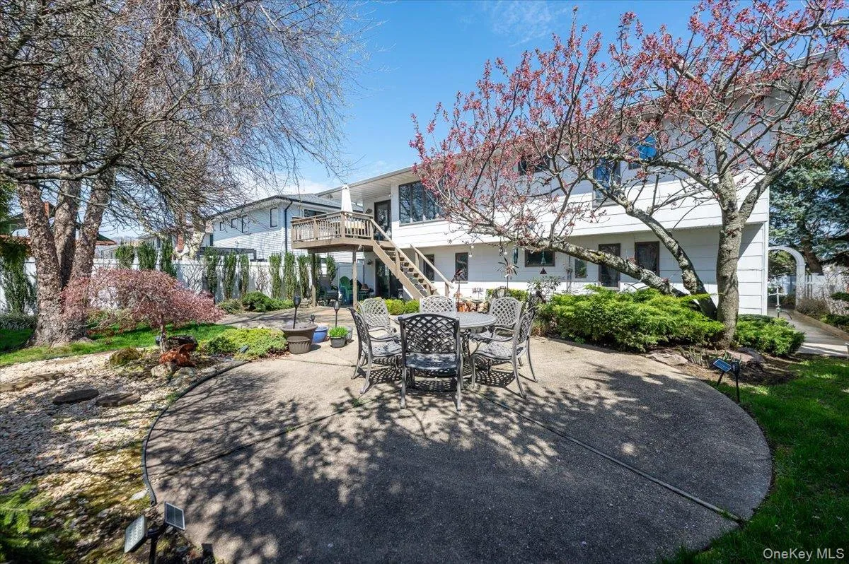 31 Regent Drive, Hempstead, NY, 4 Bedrooms Bedrooms, 6 Rooms Rooms,3 BathroomsBathrooms,Residential,For Rent,Regent,0,1010626 31 Regent Drive, Hempstead, NY, 4 Bedrooms Bedrooms, 6 Rooms Rooms,3 BathroomsBathrooms,Residential,For Rent,Regent,0,1010626