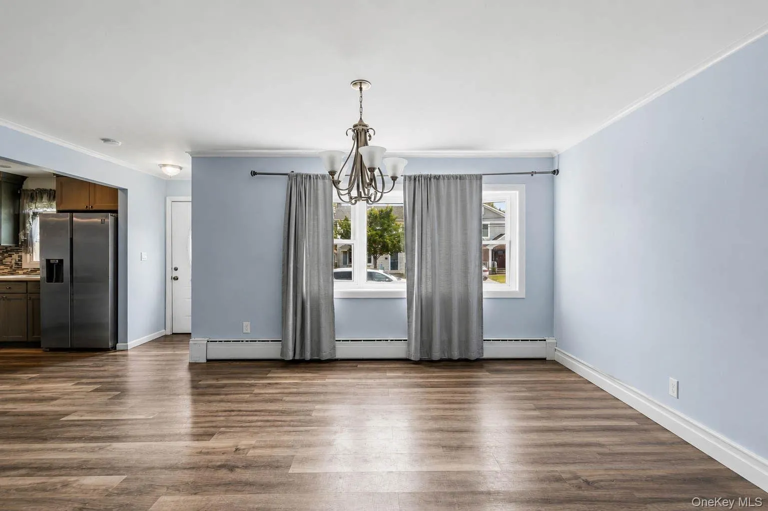 101 Spruce Avenue, Oyster Bay, NY, 5 Bedrooms Bedrooms, 11 Rooms Rooms,2 BathroomsBathrooms,Residential,For Rent,Spruce,0,KEY1010630 101 Spruce Avenue, Oyster Bay, NY, 5 Bedrooms Bedrooms, 11 Rooms Rooms,2 BathroomsBathrooms,Residential,For Rent,Spruce,0,KEY1010630