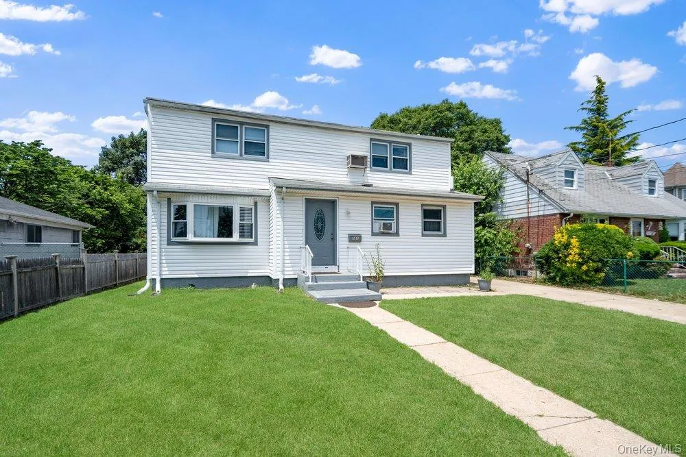 101 Spruce Avenue, Oyster Bay, NY, 5 Bedrooms Bedrooms, 11 Rooms Rooms,2 BathroomsBathrooms,Residential,For Rent,Spruce,0,1010630 101 Spruce Avenue, Oyster Bay, NY, 5 Bedrooms Bedrooms, 11 Rooms Rooms,2 BathroomsBathrooms,Residential,For Rent,Spruce,0,1010630
