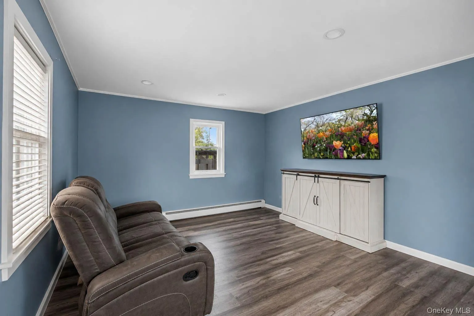 101 Spruce Avenue, Oyster Bay, NY, 5 Bedrooms Bedrooms, 11 Rooms Rooms,2 BathroomsBathrooms,Residential,For Rent,Spruce,0,KEY1010630 101 Spruce Avenue, Oyster Bay, NY, 5 Bedrooms Bedrooms, 11 Rooms Rooms,2 BathroomsBathrooms,Residential,For Rent,Spruce,0,KEY1010630
