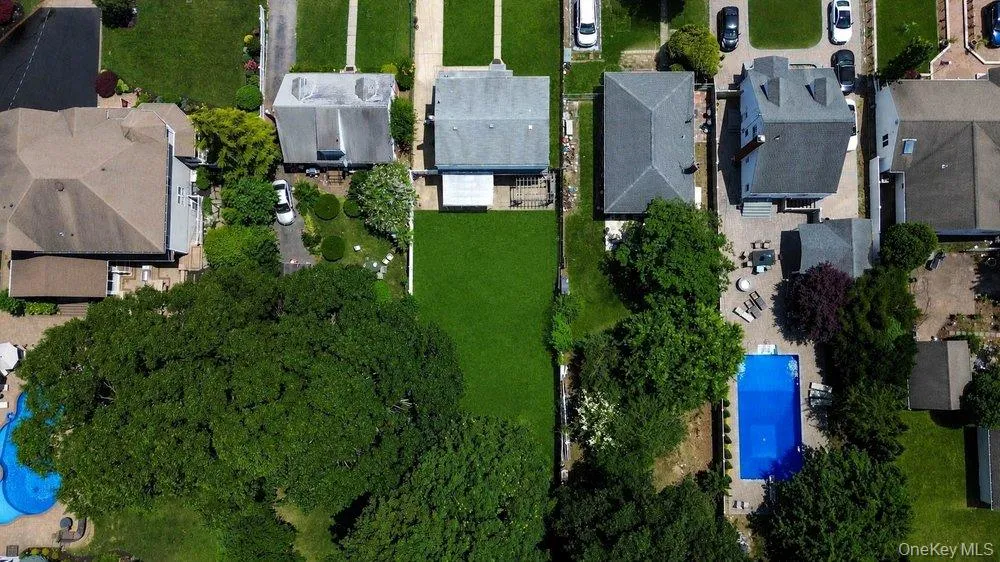 101 Spruce Avenue, Oyster Bay, NY, 5 Bedrooms Bedrooms, 11 Rooms Rooms,2 BathroomsBathrooms,Residential,For Rent,Spruce,0,1010630 101 Spruce Avenue, Oyster Bay, NY, 5 Bedrooms Bedrooms, 11 Rooms Rooms,2 BathroomsBathrooms,Residential,For Rent,Spruce,0,1010630