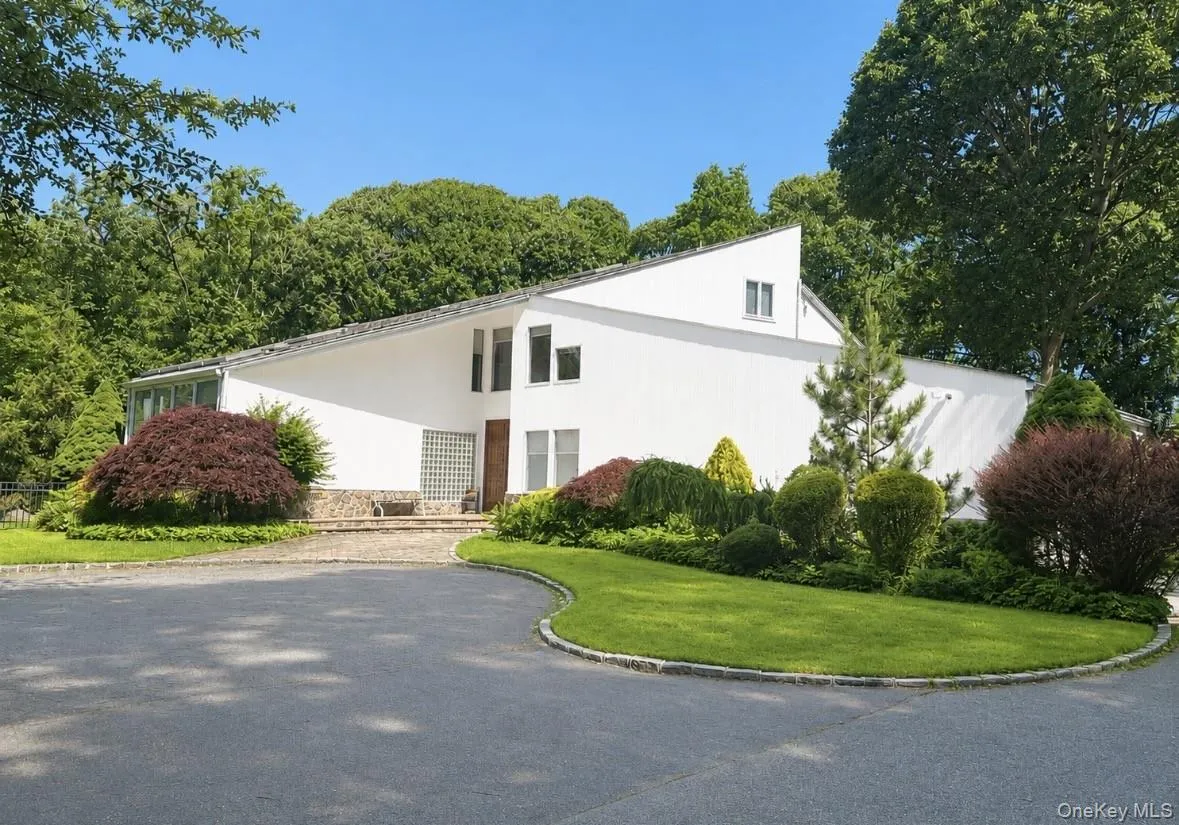 29 Amber Lane, Oyster Bay, NY, 5 Bedrooms Bedrooms, 9 Rooms Rooms,4 BathroomsBathrooms,Residential,For Rent,Amber,0,1010631 29 Amber Lane, Oyster Bay, NY, 5 Bedrooms Bedrooms, 9 Rooms Rooms,4 BathroomsBathrooms,Residential,For Rent,Amber,0,1010631