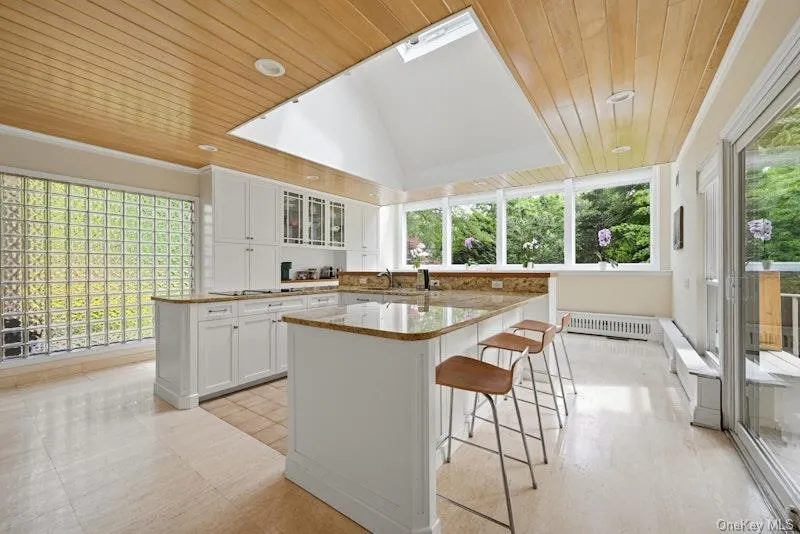 29 Amber Lane, Oyster Bay, NY, 5 Bedrooms Bedrooms, 9 Rooms Rooms,4 BathroomsBathrooms,Residential,For Rent,Amber,0,1010631 29 Amber Lane, Oyster Bay, NY, 5 Bedrooms Bedrooms, 9 Rooms Rooms,4 BathroomsBathrooms,Residential,For Rent,Amber,0,1010631