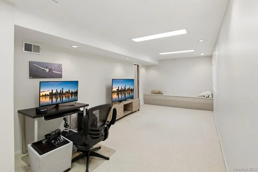 29 Amber Lane, Oyster Bay, NY, 5 Bedrooms Bedrooms, 9 Rooms Rooms,4 BathroomsBathrooms,Residential,For Rent,Amber,0,1010631 29 Amber Lane, Oyster Bay, NY, 5 Bedrooms Bedrooms, 9 Rooms Rooms,4 BathroomsBathrooms,Residential,For Rent,Amber,0,1010631