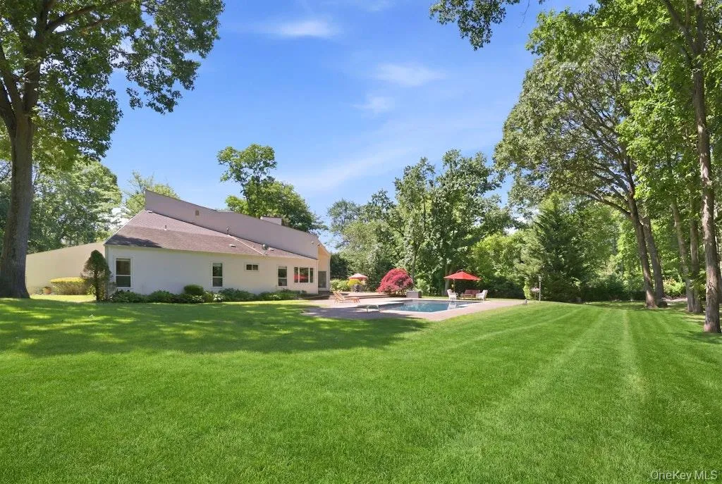 29 Amber Lane, Oyster Bay, NY, 5 Bedrooms Bedrooms, 9 Rooms Rooms,4 BathroomsBathrooms,Residential,For Rent,Amber,0,1010631 29 Amber Lane, Oyster Bay, NY, 5 Bedrooms Bedrooms, 9 Rooms Rooms,4 BathroomsBathrooms,Residential,For Rent,Amber,0,1010631