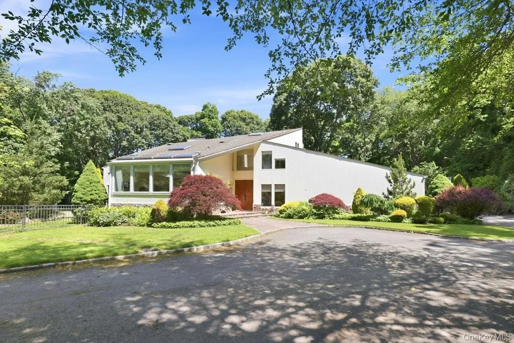 29 Amber Lane, Oyster Bay, NY, 5 Bedrooms Bedrooms, 9 Rooms Rooms,4 BathroomsBathrooms,Residential,For Rent,Amber,0,1010631 29 Amber Lane, Oyster Bay, NY, 5 Bedrooms Bedrooms, 9 Rooms Rooms,4 BathroomsBathrooms,Residential,For Rent,Amber,0,1010631