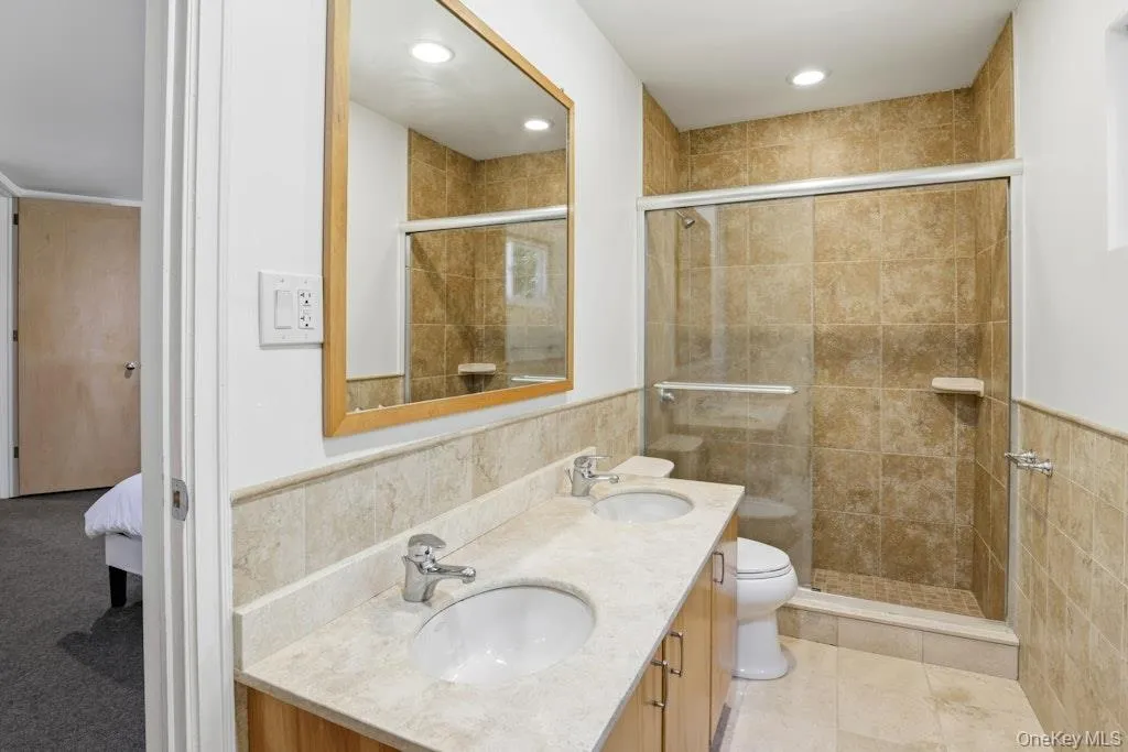 29 Amber Lane, Oyster Bay, NY, 5 Bedrooms Bedrooms, 9 Rooms Rooms,4 BathroomsBathrooms,Residential,For Rent,Amber,0,1010631 29 Amber Lane, Oyster Bay, NY, 5 Bedrooms Bedrooms, 9 Rooms Rooms,4 BathroomsBathrooms,Residential,For Rent,Amber,0,1010631