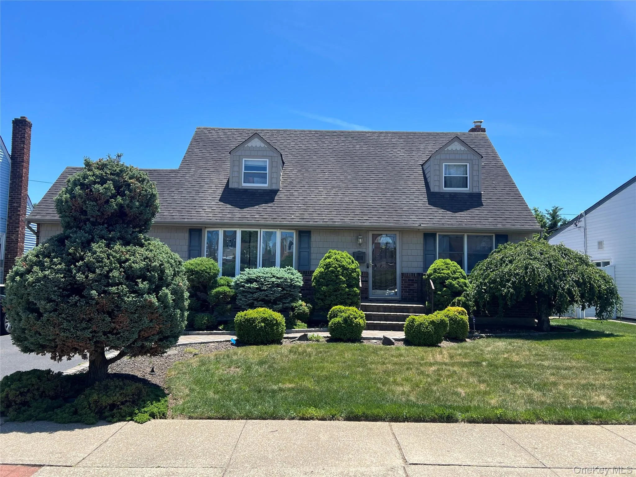 41 Ontario Avenue, Oyster Bay, NY, 4 Bedrooms Bedrooms, 8 Rooms Rooms,2 BathroomsBathrooms,Residential Lease,For Rent,Ontario,0,1010632 41 Ontario Avenue, Oyster Bay, NY, 4 Bedrooms Bedrooms, 8 Rooms Rooms,2 BathroomsBathrooms,Residential Lease,For Rent,Ontario,0,1010632