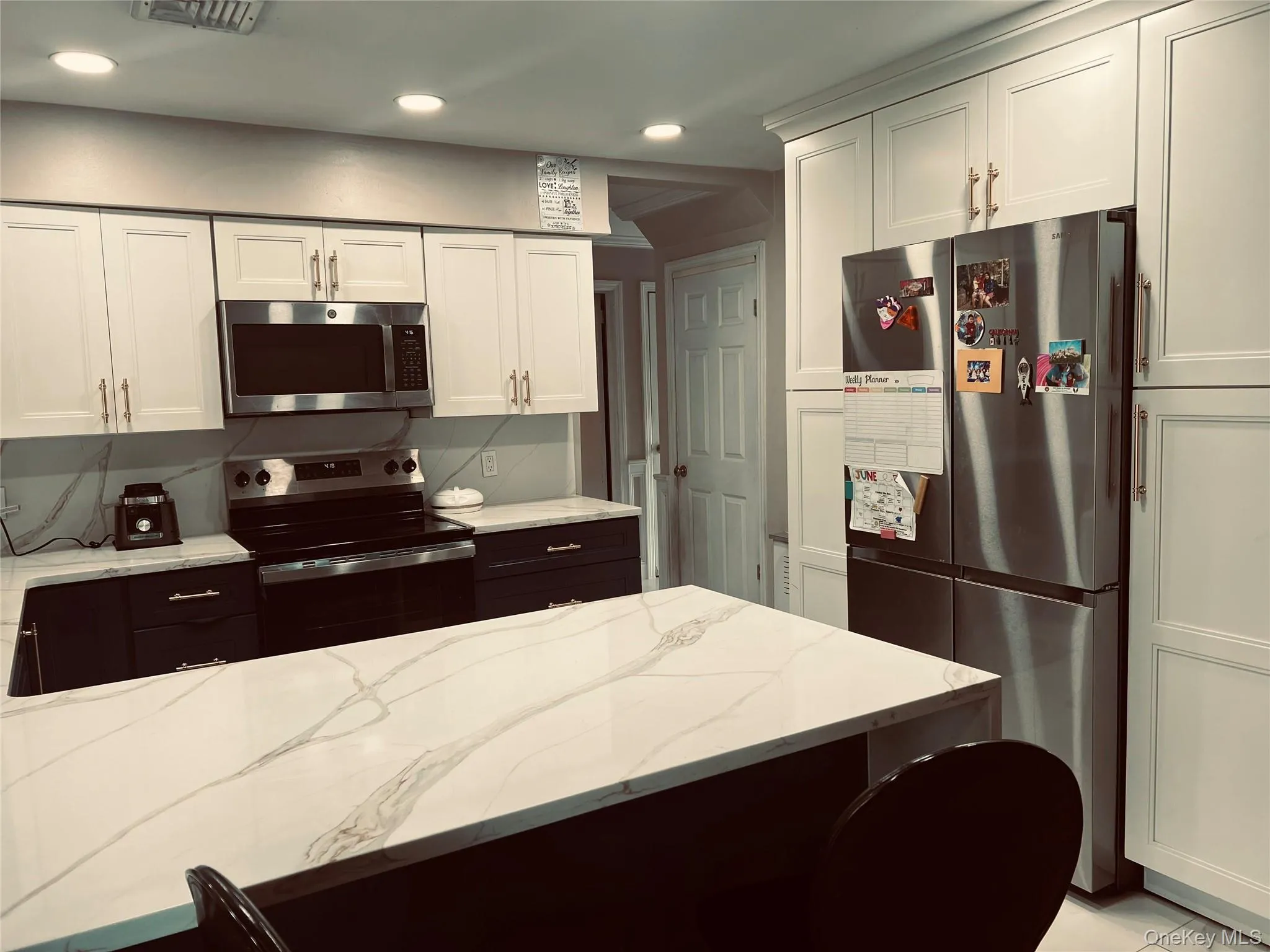 41 Ontario Avenue, Oyster Bay, NY, 4 Bedrooms Bedrooms, 8 Rooms Rooms,2 BathroomsBathrooms,Residential Lease,For Rent,Ontario,0,1010632 41 Ontario Avenue, Oyster Bay, NY, 4 Bedrooms Bedrooms, 8 Rooms Rooms,2 BathroomsBathrooms,Residential Lease,For Rent,Ontario,0,1010632