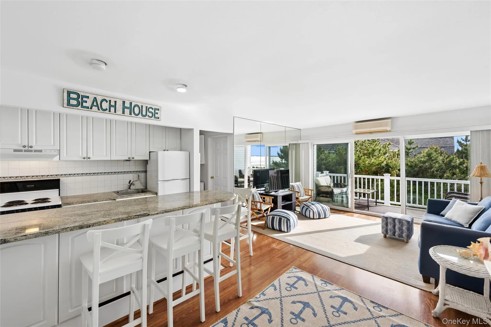 281 Dune Road, Southampton, NY, 1 Bedroom Bedrooms, 5 Rooms Rooms,1 BathroomBathrooms,Residential,For Rent,Dune,0,1010637 281 Dune Road, Southampton, NY, 1 Bedroom Bedrooms, 5 Rooms Rooms,1 BathroomBathrooms,Residential,For Rent,Dune,0,1010637