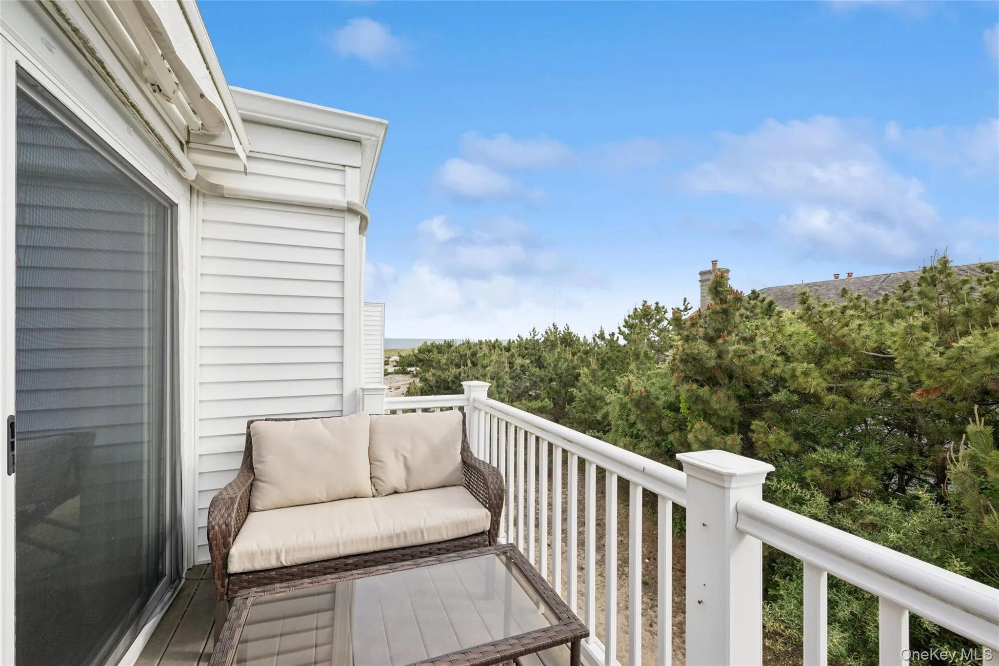 281 Dune Road, Southampton, NY, 1 Bedroom Bedrooms, 5 Rooms Rooms,1 BathroomBathrooms,Residential,For Rent,Dune,0,1010637 281 Dune Road, Southampton, NY, 1 Bedroom Bedrooms, 5 Rooms Rooms,1 BathroomBathrooms,Residential,For Rent,Dune,0,1010637