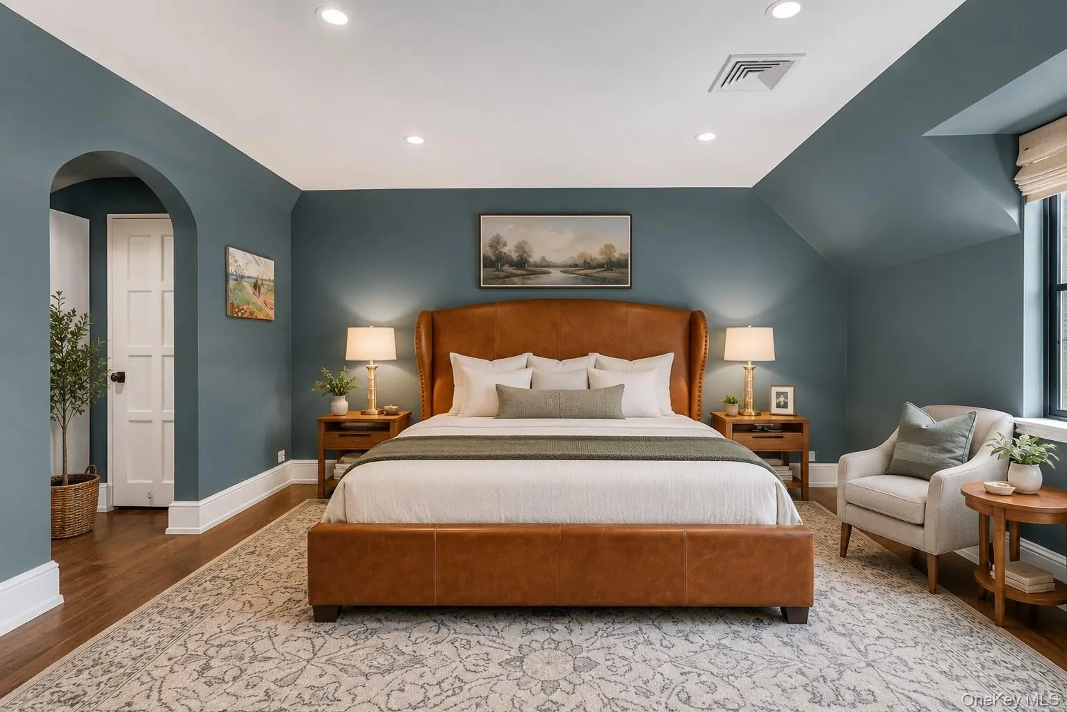 Primary Bedroom with WIC and full bathroom. Primary Bedroom with WIC and full bathroom.