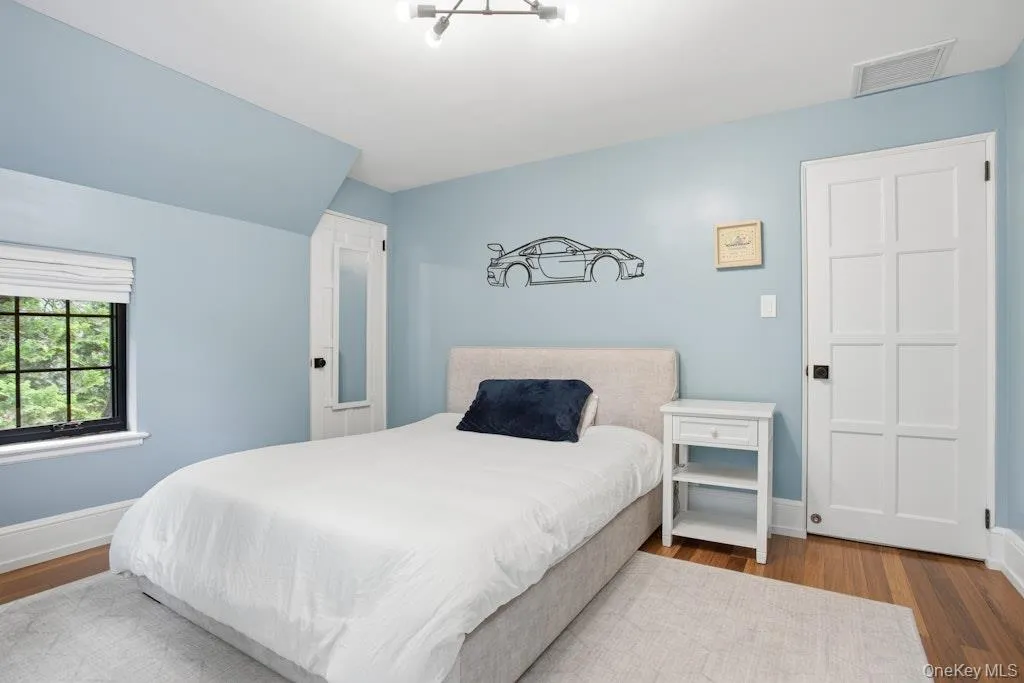 87 Bellows Lane, North Hempstead, NY, 4 Bedrooms Bedrooms, 12 Rooms Rooms,3 BathroomsBathrooms,Residential,For Rent,Bellows,0,1010640 87 Bellows Lane, North Hempstead, NY, 4 Bedrooms Bedrooms, 12 Rooms Rooms,3 BathroomsBathrooms,Residential,For Rent,Bellows,0,1010640