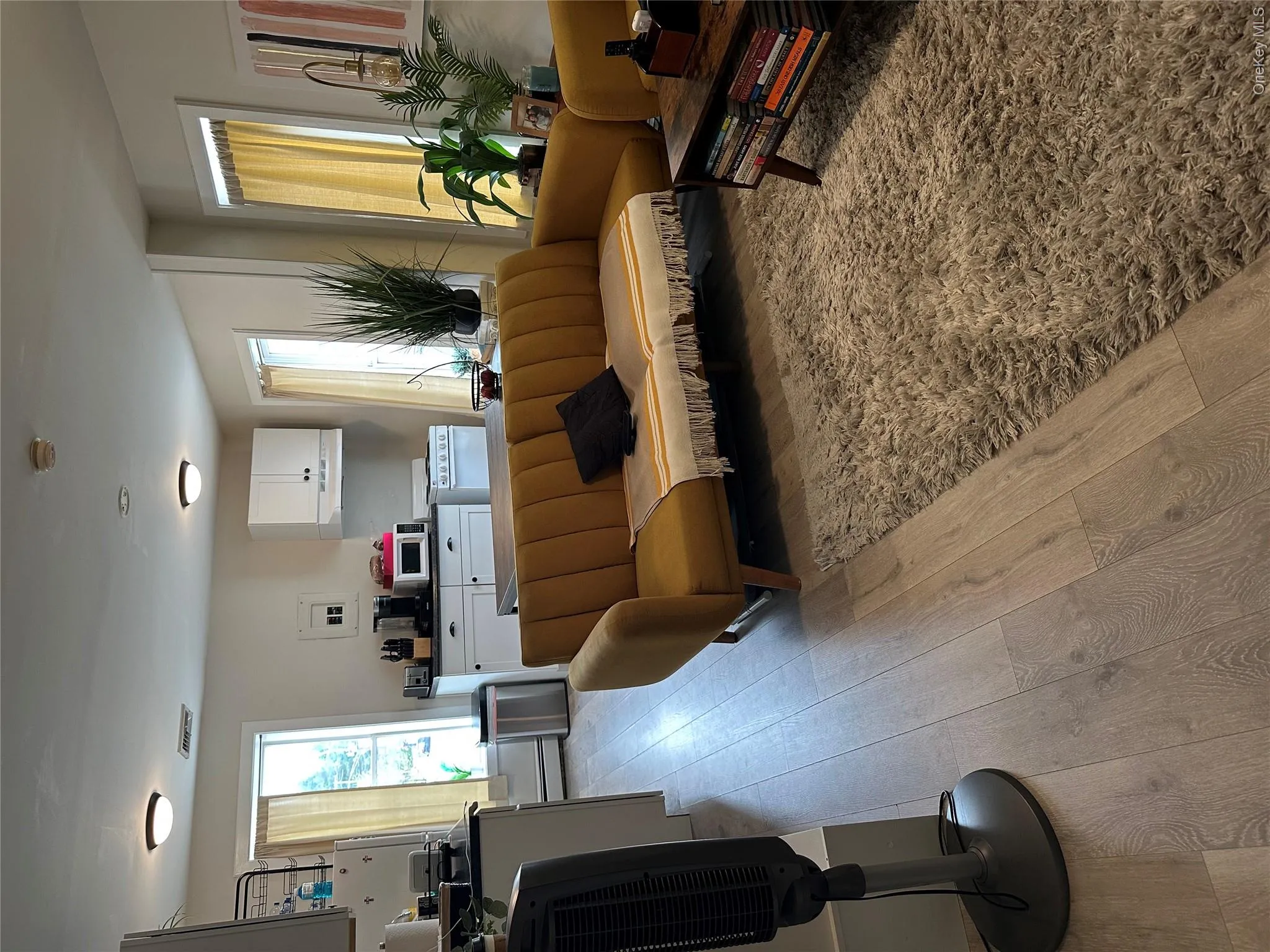 29 Main Street, Warwick (town), NY, 1 Bedroom Bedrooms, 4 Rooms Rooms,1 BathroomBathrooms,Residential Lease,For Rent,Main,0,1010642 29 Main Street, Warwick (town), NY, 1 Bedroom Bedrooms, 4 Rooms Rooms,1 BathroomBathrooms,Residential Lease,For Rent,Main,0,1010642