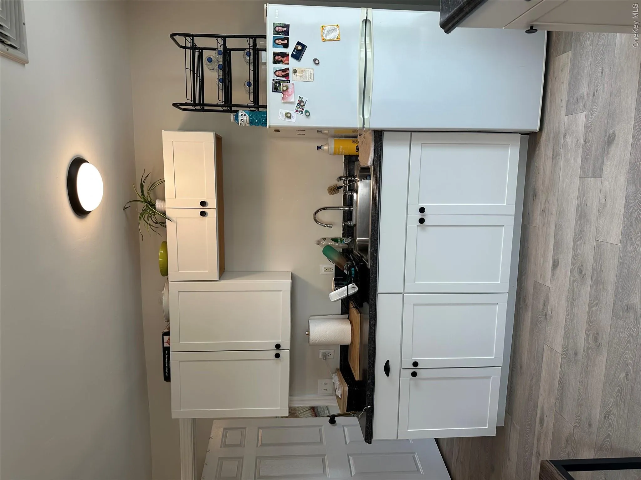 29 Main Street, Warwick (town), NY, 1 Bedroom Bedrooms, 4 Rooms Rooms,1 BathroomBathrooms,Residential Lease,For Rent,Main,0,1010642 29 Main Street, Warwick (town), NY, 1 Bedroom Bedrooms, 4 Rooms Rooms,1 BathroomBathrooms,Residential Lease,For Rent,Main,0,1010642