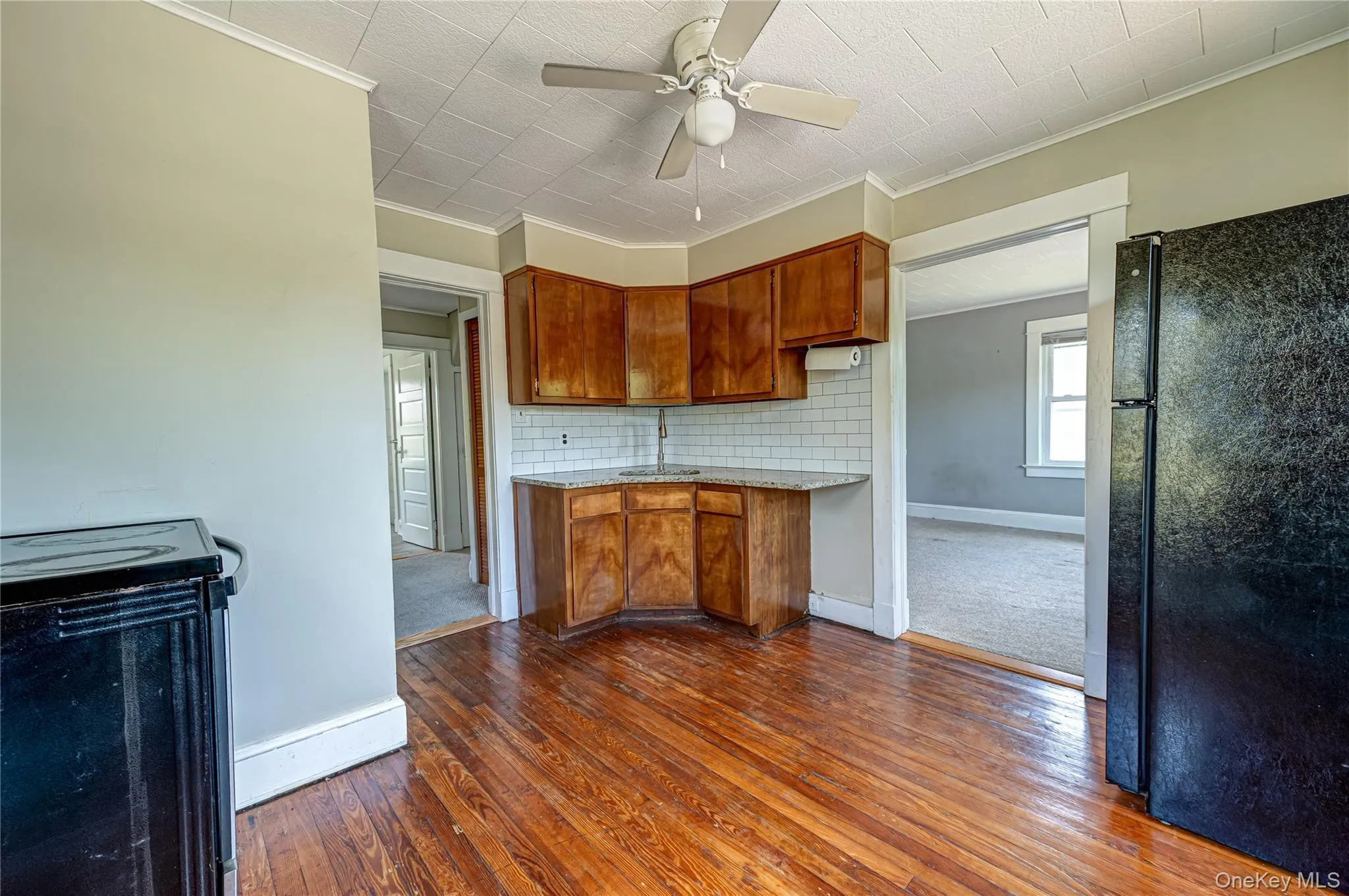 129 Bay Avenue, Brookhaven, NY, 3 Bedrooms Bedrooms, 5 Rooms Rooms,2 BathroomsBathrooms,Residential,For Rent,Bay,0,1010643 129 Bay Avenue, Brookhaven, NY, 3 Bedrooms Bedrooms, 5 Rooms Rooms,2 BathroomsBathrooms,Residential,For Rent,Bay,0,1010643