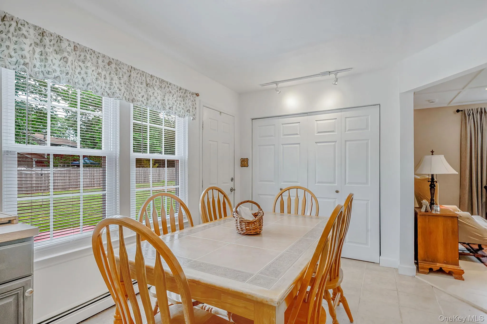 4 Green Terrace, Brookhaven, NY, 3 Bedrooms Bedrooms, 9 Rooms Rooms,1 BathroomBathrooms,Residential,For Rent,Green,0,1010645 4 Green Terrace, Brookhaven, NY, 3 Bedrooms Bedrooms, 9 Rooms Rooms,1 BathroomBathrooms,Residential,For Rent,Green,0,1010645