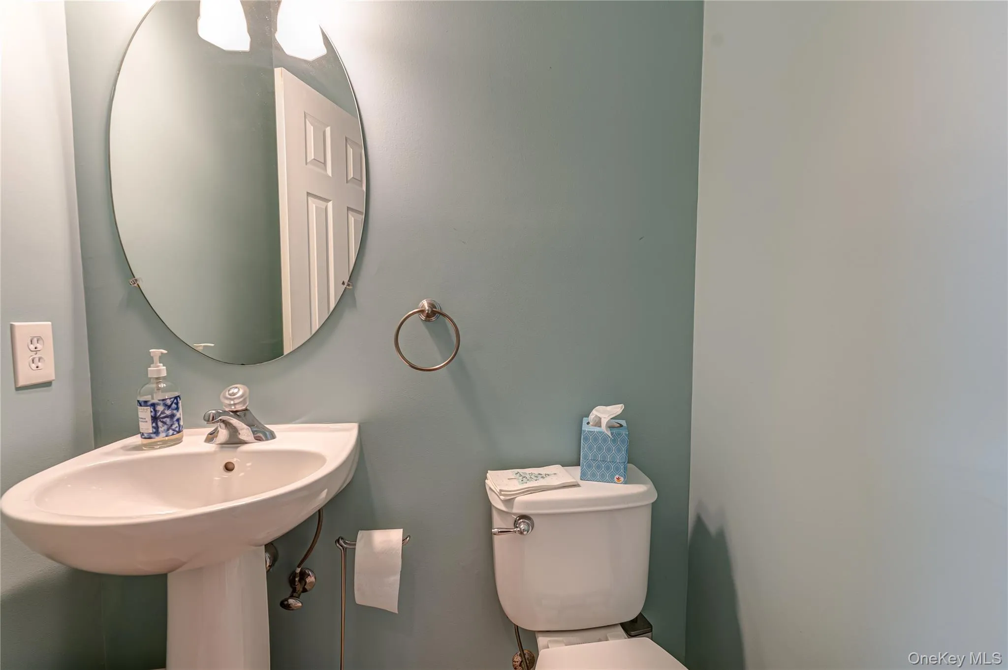 Powder Room for Guest Powder Room for Guest