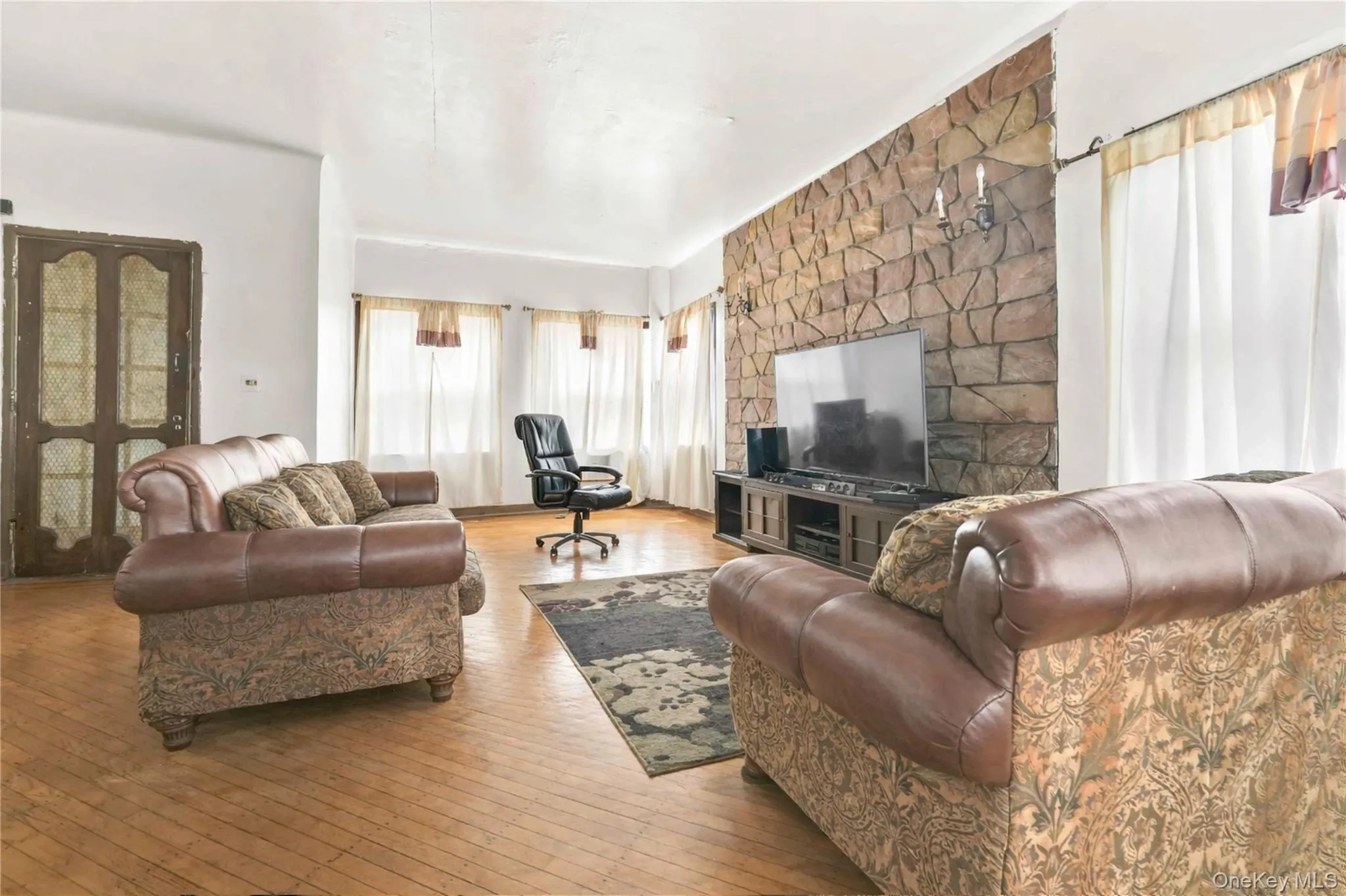 224 55th Street, New York, NY, 4 Bedrooms Bedrooms, 6 Rooms Rooms,1 BathroomBathrooms,Residential,For Rent,55th,0,1010647 224 55th Street, New York, NY, 4 Bedrooms Bedrooms, 6 Rooms Rooms,1 BathroomBathrooms,Residential,For Rent,55th,0,1010647