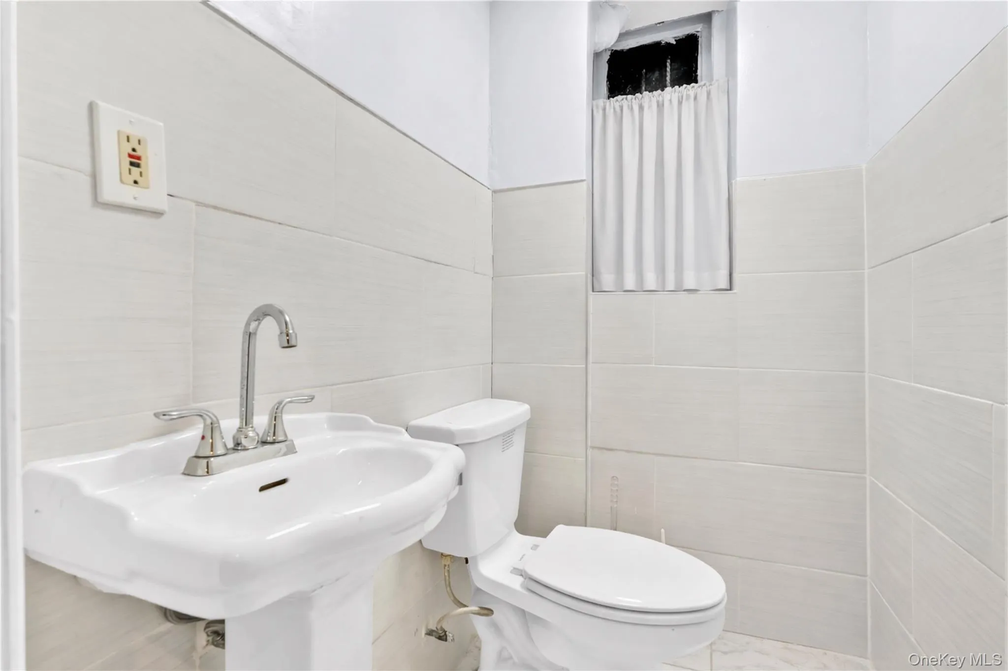224 55th Street, New York, NY, 4 Bedrooms Bedrooms, 6 Rooms Rooms,1 BathroomBathrooms,Residential,For Rent,55th,0,1010647 224 55th Street, New York, NY, 4 Bedrooms Bedrooms, 6 Rooms Rooms,1 BathroomBathrooms,Residential,For Rent,55th,0,1010647