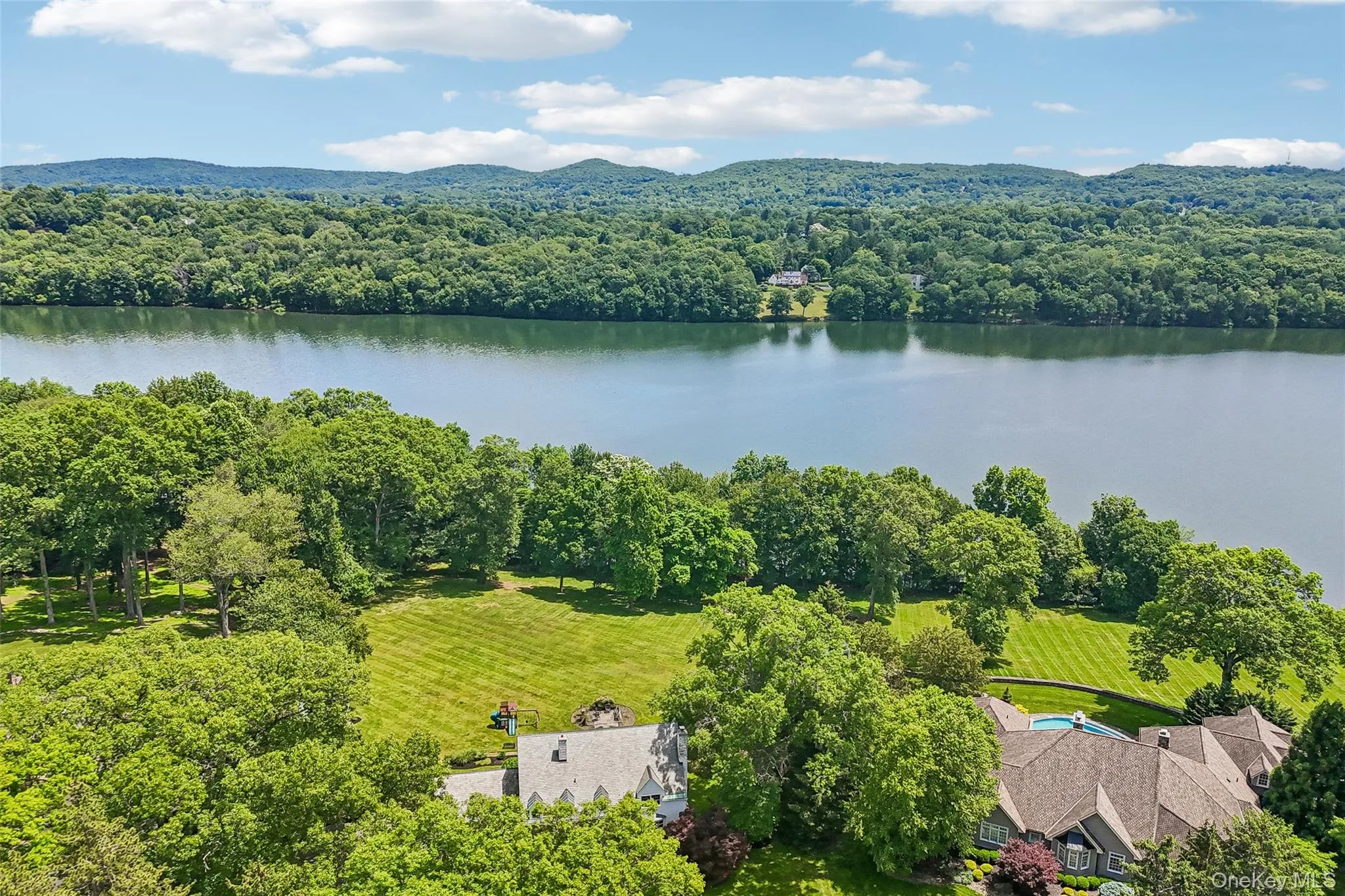 488 Strawtown Road, Clarkstown, NY, 4 Bedrooms Bedrooms, 11 Rooms Rooms,3 BathroomsBathrooms,Residential,For Rent,Strawtown,0,1010648 488 Strawtown Road, Clarkstown, NY, 4 Bedrooms Bedrooms, 11 Rooms Rooms,3 BathroomsBathrooms,Residential,For Rent,Strawtown,0,1010648