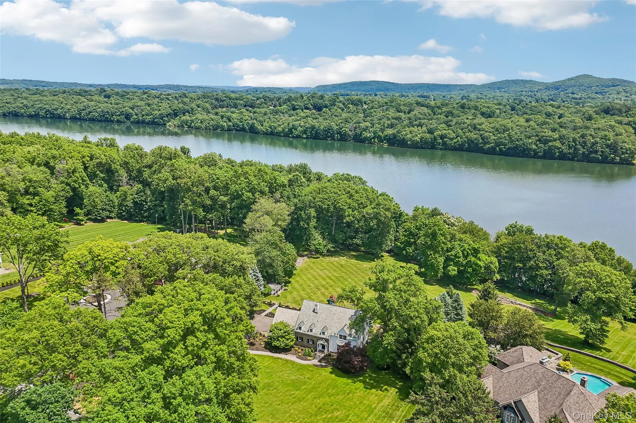 488 Strawtown Road, Clarkstown, NY, 4 Bedrooms Bedrooms, 11 Rooms Rooms,3 BathroomsBathrooms,Residential,For Rent,Strawtown,0,1010648 488 Strawtown Road, Clarkstown, NY, 4 Bedrooms Bedrooms, 11 Rooms Rooms,3 BathroomsBathrooms,Residential,For Rent,Strawtown,0,1010648