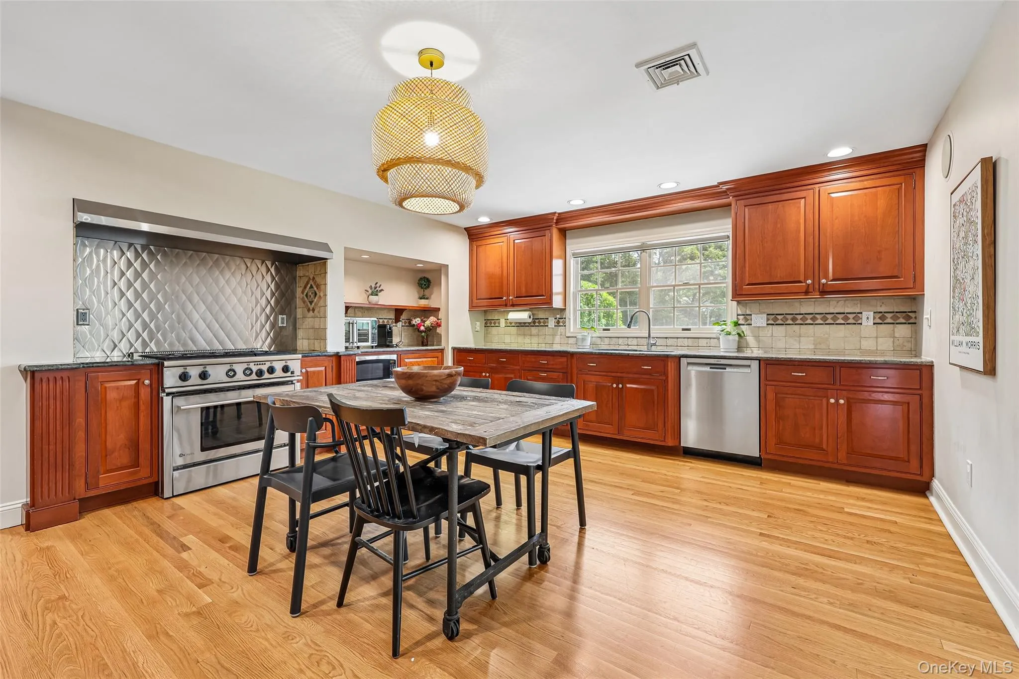 488 Strawtown Road, Clarkstown, NY, 4 Bedrooms Bedrooms, 11 Rooms Rooms,3 BathroomsBathrooms,Residential,For Rent,Strawtown,0,1010648 488 Strawtown Road, Clarkstown, NY, 4 Bedrooms Bedrooms, 11 Rooms Rooms,3 BathroomsBathrooms,Residential,For Rent,Strawtown,0,1010648