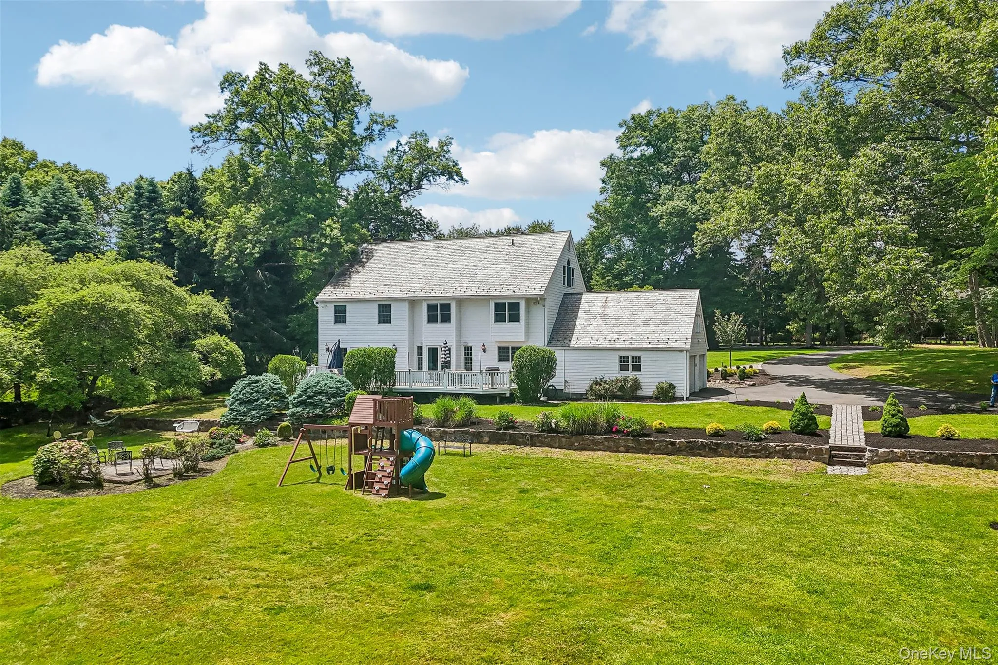 488 Strawtown Road, Clarkstown, NY, 4 Bedrooms Bedrooms, 11 Rooms Rooms,3 BathroomsBathrooms,Residential,For Rent,Strawtown,0,1010648 488 Strawtown Road, Clarkstown, NY, 4 Bedrooms Bedrooms, 11 Rooms Rooms,3 BathroomsBathrooms,Residential,For Rent,Strawtown,0,1010648