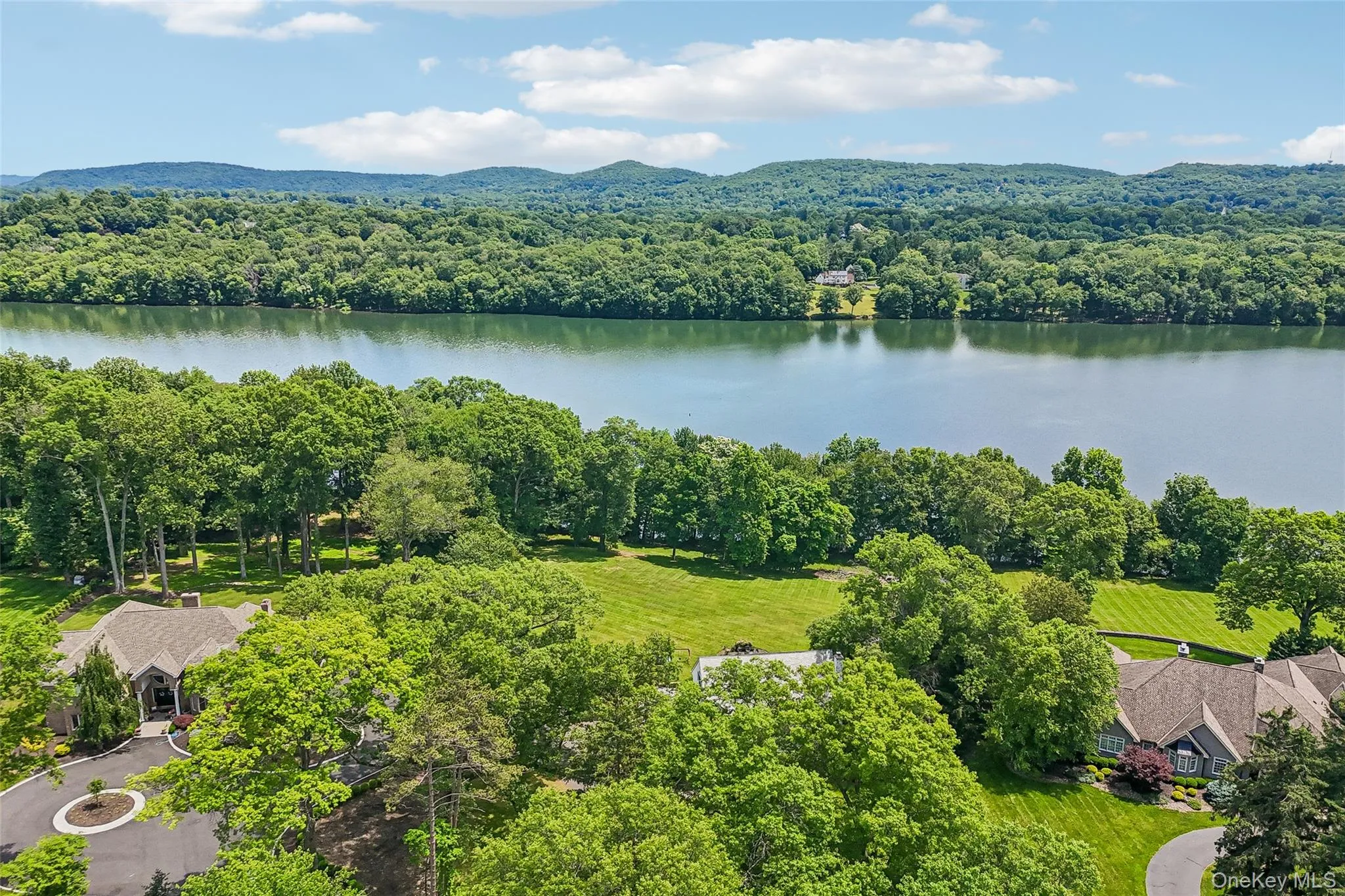 488 Strawtown Road, Clarkstown, NY, 4 Bedrooms Bedrooms, 11 Rooms Rooms,3 BathroomsBathrooms,Residential,For Rent,Strawtown,0,1010648 488 Strawtown Road, Clarkstown, NY, 4 Bedrooms Bedrooms, 11 Rooms Rooms,3 BathroomsBathrooms,Residential,For Rent,Strawtown,0,1010648