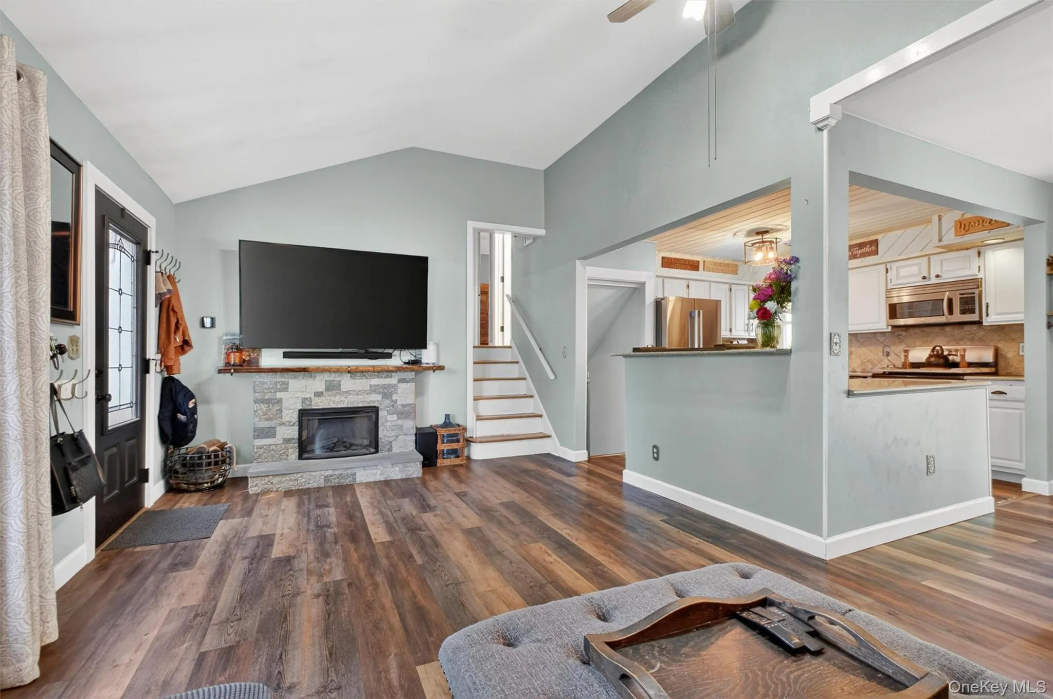 13 Clarkview Road, New Windsor, NY, 4 Bedrooms Bedrooms, 7 Rooms Rooms,2 BathroomsBathrooms,Residential,For Rent,Clarkview,0,1010649 13 Clarkview Road, New Windsor, NY, 4 Bedrooms Bedrooms, 7 Rooms Rooms,2 BathroomsBathrooms,Residential,For Rent,Clarkview,0,1010649