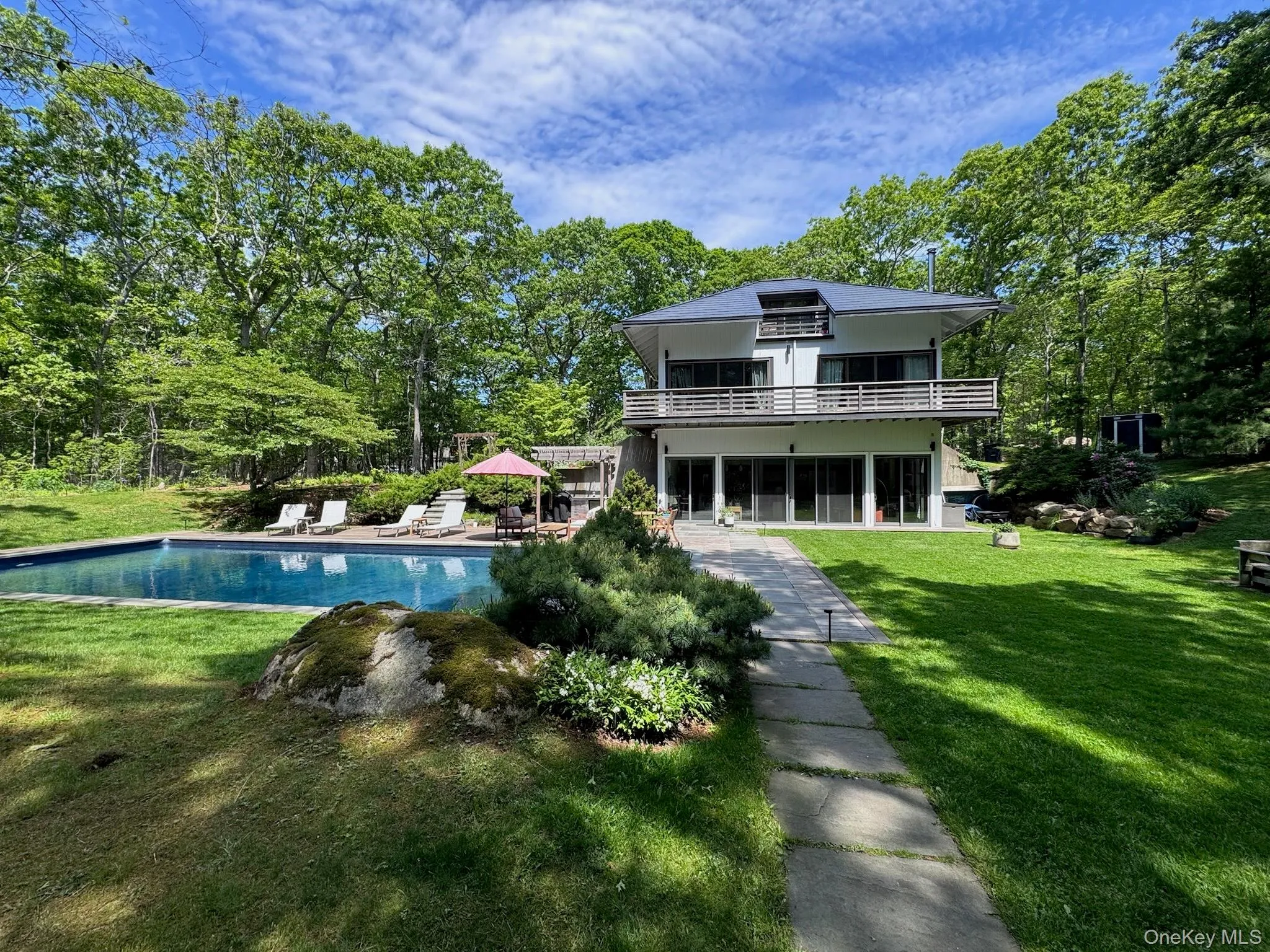 78 Shadom Lane, East Hampton, NY, 3 Bedrooms Bedrooms, 7 Rooms Rooms,2 BathroomsBathrooms,Residential,For Rent,Shadom,0,1010650 78 Shadom Lane, East Hampton, NY, 3 Bedrooms Bedrooms, 7 Rooms Rooms,2 BathroomsBathrooms,Residential,For Rent,Shadom,0,1010650