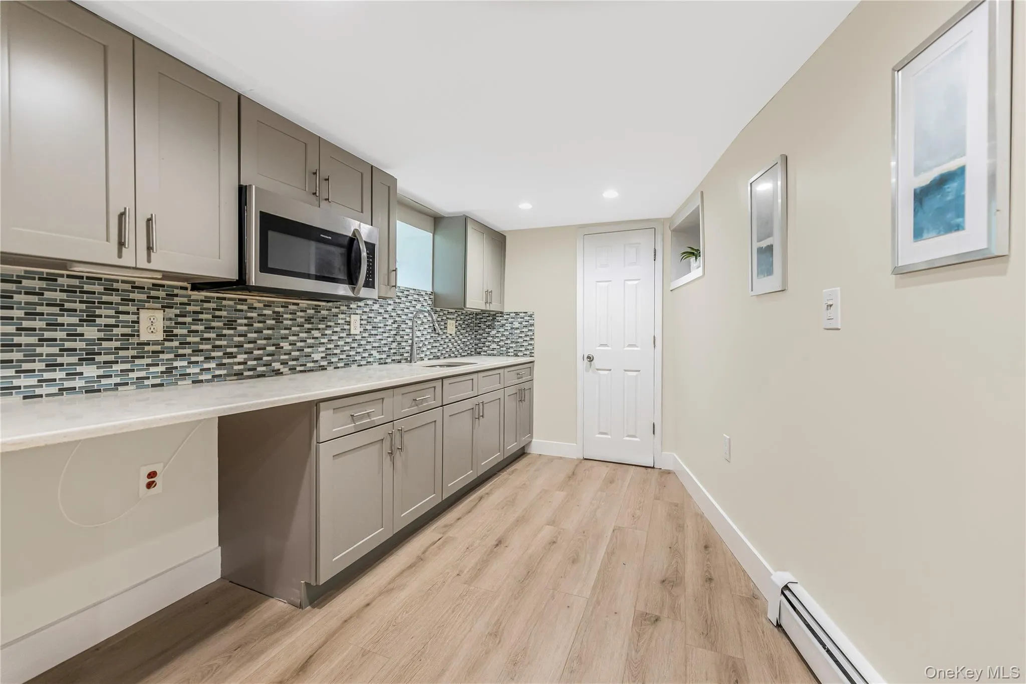 735 211th Street, New York, NY, 2 Bedrooms Bedrooms, 8 Rooms Rooms,2 BathroomsBathrooms,Residential,For Rent,211th,0,KEY1010651 735 211th Street, New York, NY, 2 Bedrooms Bedrooms, 8 Rooms Rooms,2 BathroomsBathrooms,Residential,For Rent,211th,0,KEY1010651