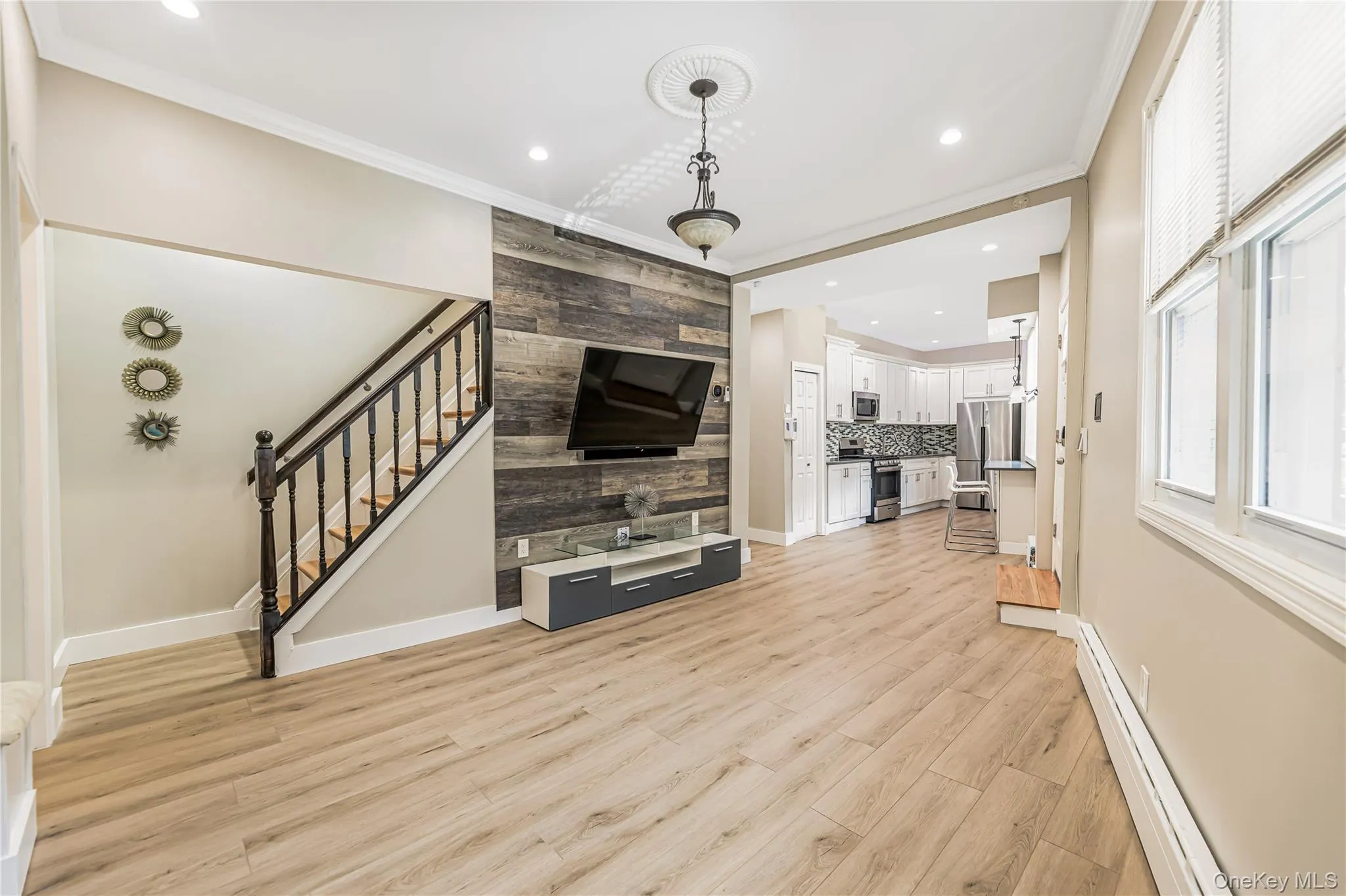 735 211th Street, New York, NY, 2 Bedrooms Bedrooms, 8 Rooms Rooms,2 BathroomsBathrooms,Residential,For Rent,211th,0,KEY1010651 735 211th Street, New York, NY, 2 Bedrooms Bedrooms, 8 Rooms Rooms,2 BathroomsBathrooms,Residential,For Rent,211th,0,KEY1010651