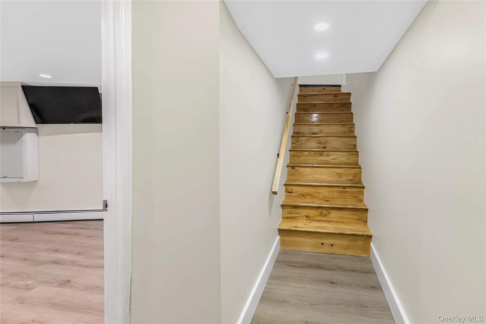 735 211th Street, New York, NY, 2 Bedrooms Bedrooms, 8 Rooms Rooms,2 BathroomsBathrooms,Residential,For Rent,211th,0,KEY1010651 735 211th Street, New York, NY, 2 Bedrooms Bedrooms, 8 Rooms Rooms,2 BathroomsBathrooms,Residential,For Rent,211th,0,KEY1010651