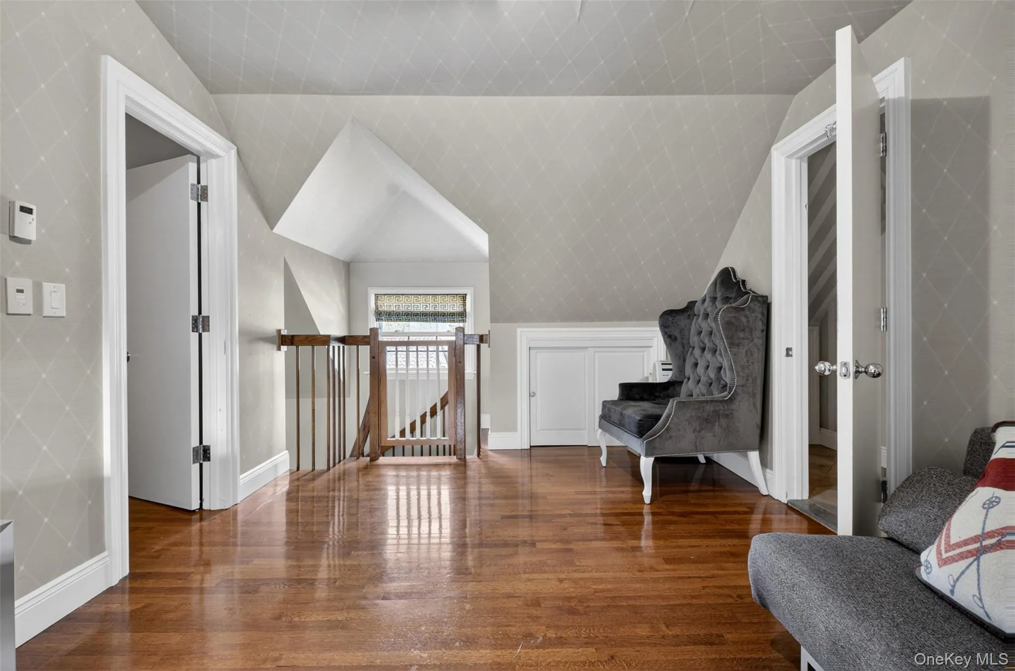 3215 Murray Lane, New York, NY, 4 Bedrooms Bedrooms, 10 Rooms Rooms,4 BathroomsBathrooms,Residential,For Rent,Murray,0,1010652 3215 Murray Lane, New York, NY, 4 Bedrooms Bedrooms, 10 Rooms Rooms,4 BathroomsBathrooms,Residential,For Rent,Murray,0,1010652