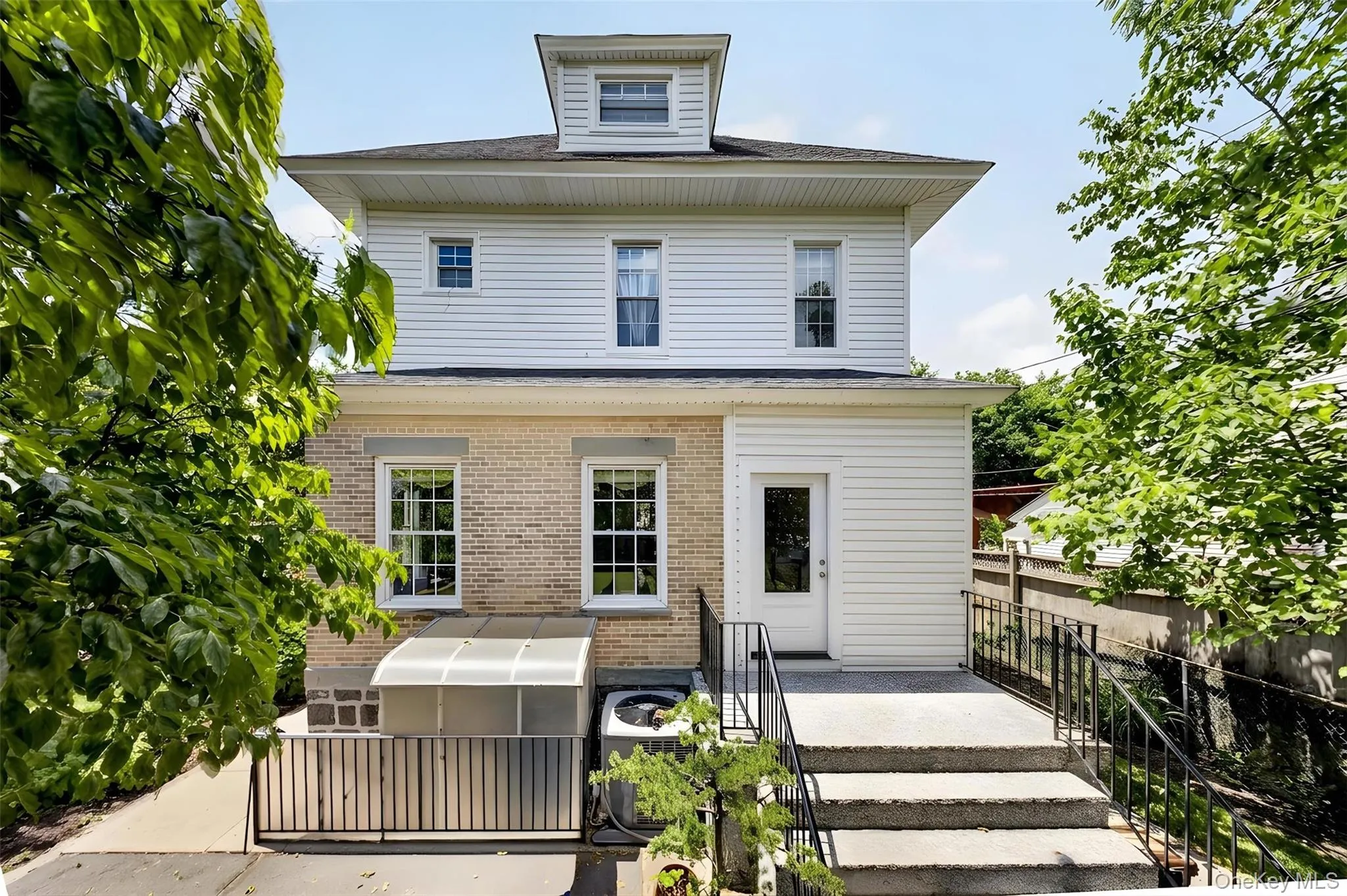 3215 Murray Lane, New York, NY, 4 Bedrooms Bedrooms, 10 Rooms Rooms,4 BathroomsBathrooms,Residential,For Rent,Murray,0,1010652 3215 Murray Lane, New York, NY, 4 Bedrooms Bedrooms, 10 Rooms Rooms,4 BathroomsBathrooms,Residential,For Rent,Murray,0,1010652
