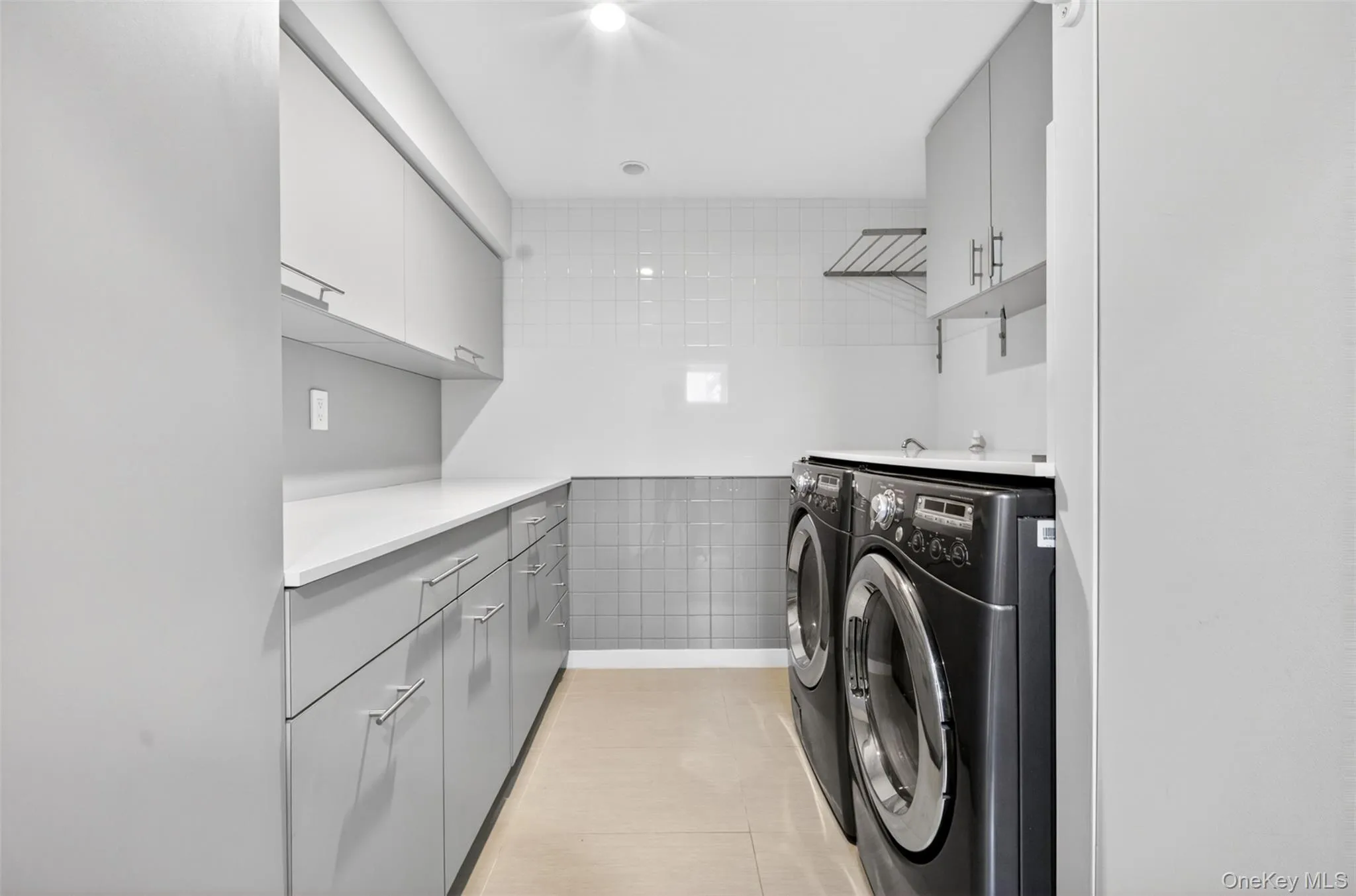 3215 Murray Lane, New York, NY, 4 Bedrooms Bedrooms, 10 Rooms Rooms,4 BathroomsBathrooms,Residential,For Rent,Murray,0,1010652 3215 Murray Lane, New York, NY, 4 Bedrooms Bedrooms, 10 Rooms Rooms,4 BathroomsBathrooms,Residential,For Rent,Murray,0,1010652