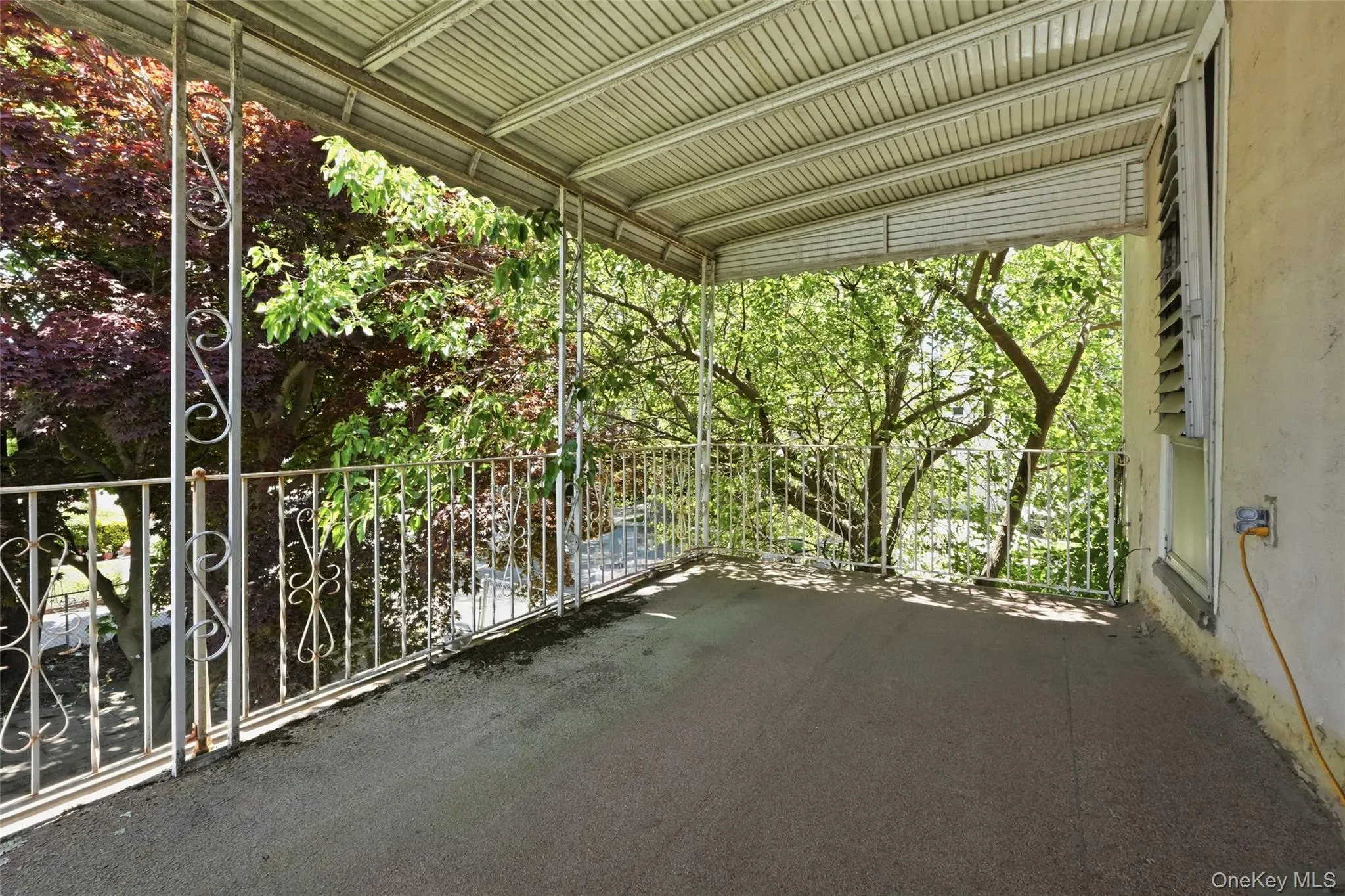 1 Moore Avenue, Hempstead, NY, 4 Bedrooms Bedrooms, 7 Rooms Rooms,1 BathroomBathrooms,Residential,For Rent,Moore,0,1010660 1 Moore Avenue, Hempstead, NY, 4 Bedrooms Bedrooms, 7 Rooms Rooms,1 BathroomBathrooms,Residential,For Rent,Moore,0,1010660