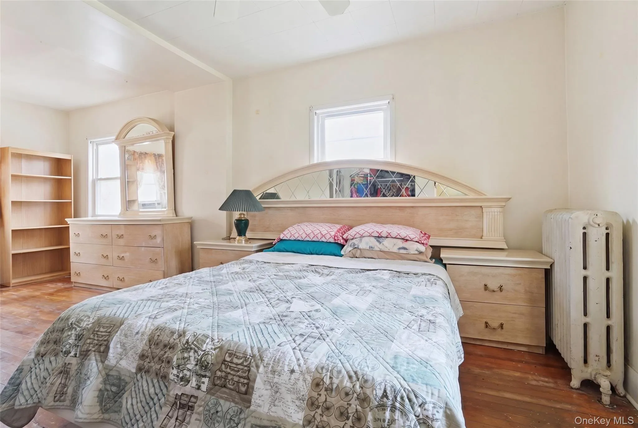 1 Moore Avenue, Hempstead, NY, 4 Bedrooms Bedrooms, 7 Rooms Rooms,1 BathroomBathrooms,Residential,For Rent,Moore,0,1010660 1 Moore Avenue, Hempstead, NY, 4 Bedrooms Bedrooms, 7 Rooms Rooms,1 BathroomBathrooms,Residential,For Rent,Moore,0,1010660