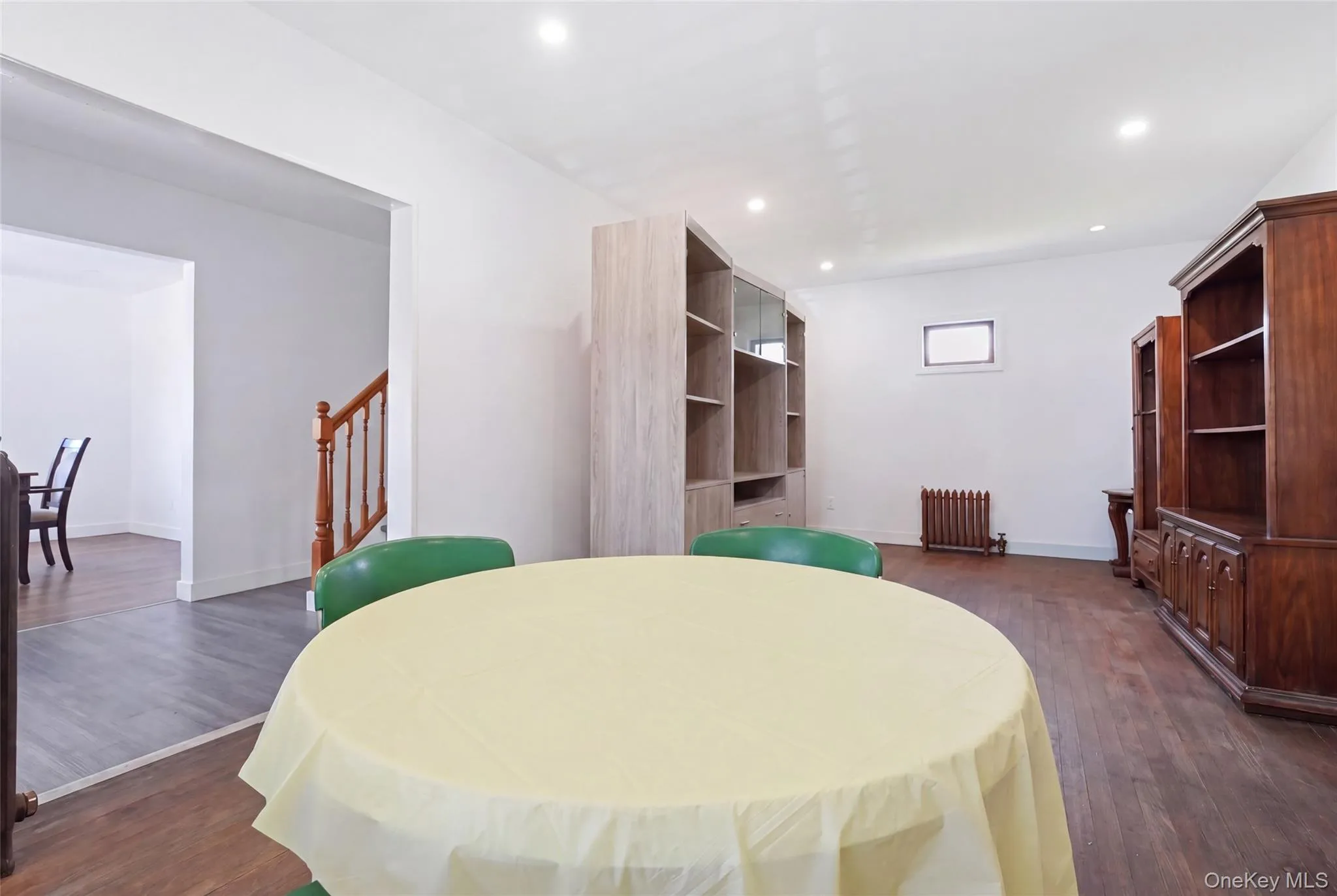 1 Moore Avenue, Hempstead, NY, 4 Bedrooms Bedrooms, 7 Rooms Rooms,1 BathroomBathrooms,Residential,For Rent,Moore,0,1010660 1 Moore Avenue, Hempstead, NY, 4 Bedrooms Bedrooms, 7 Rooms Rooms,1 BathroomBathrooms,Residential,For Rent,Moore,0,1010660