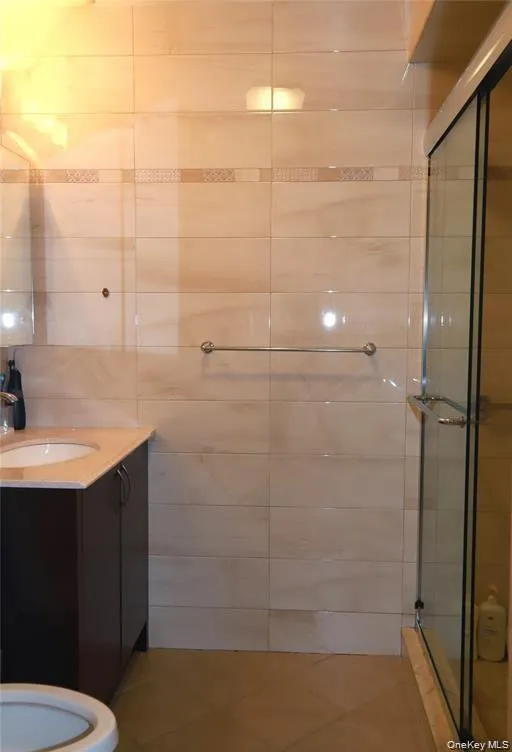 71-38 147th Street, New York, NY, 2 Bedrooms Bedrooms, 5 Rooms Rooms,1 BathroomBathrooms,Residential,For Rent,147th,0,1010662 71-38 147th Street, New York, NY, 2 Bedrooms Bedrooms, 5 Rooms Rooms,1 BathroomBathrooms,Residential,For Rent,147th,0,1010662