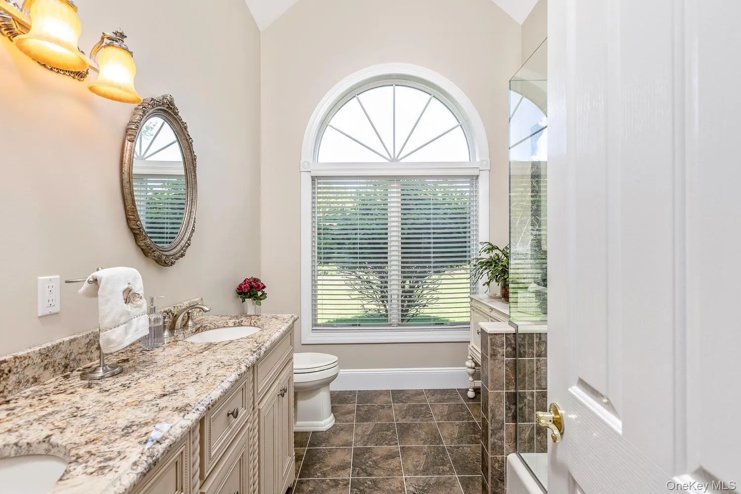 15 The Chase, Smithtown, NY, 6 Bedrooms Bedrooms, 11 Rooms Rooms,5 BathroomsBathrooms,Residential,For Rent,The Chase,0,1010665 15 The Chase, Smithtown, NY, 6 Bedrooms Bedrooms, 11 Rooms Rooms,5 BathroomsBathrooms,Residential,For Rent,The Chase,0,1010665