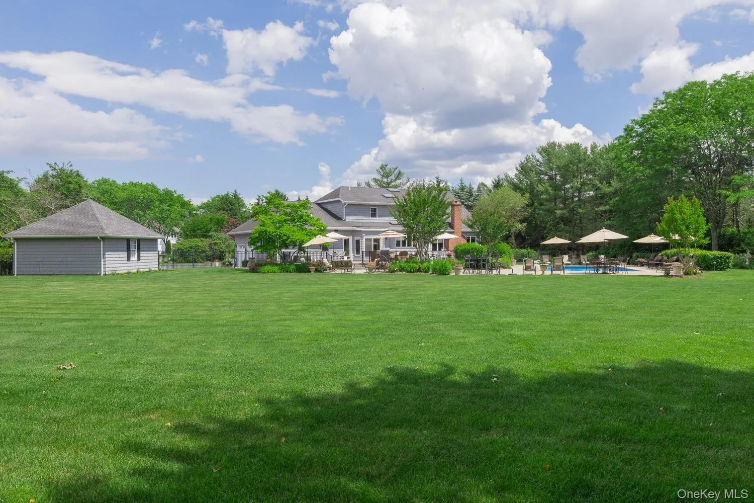 15 The Chase, Smithtown, NY, 6 Bedrooms Bedrooms, 11 Rooms Rooms,5 BathroomsBathrooms,Residential,For Rent,The Chase,0,1010665 15 The Chase, Smithtown, NY, 6 Bedrooms Bedrooms, 11 Rooms Rooms,5 BathroomsBathrooms,Residential,For Rent,The Chase,0,1010665