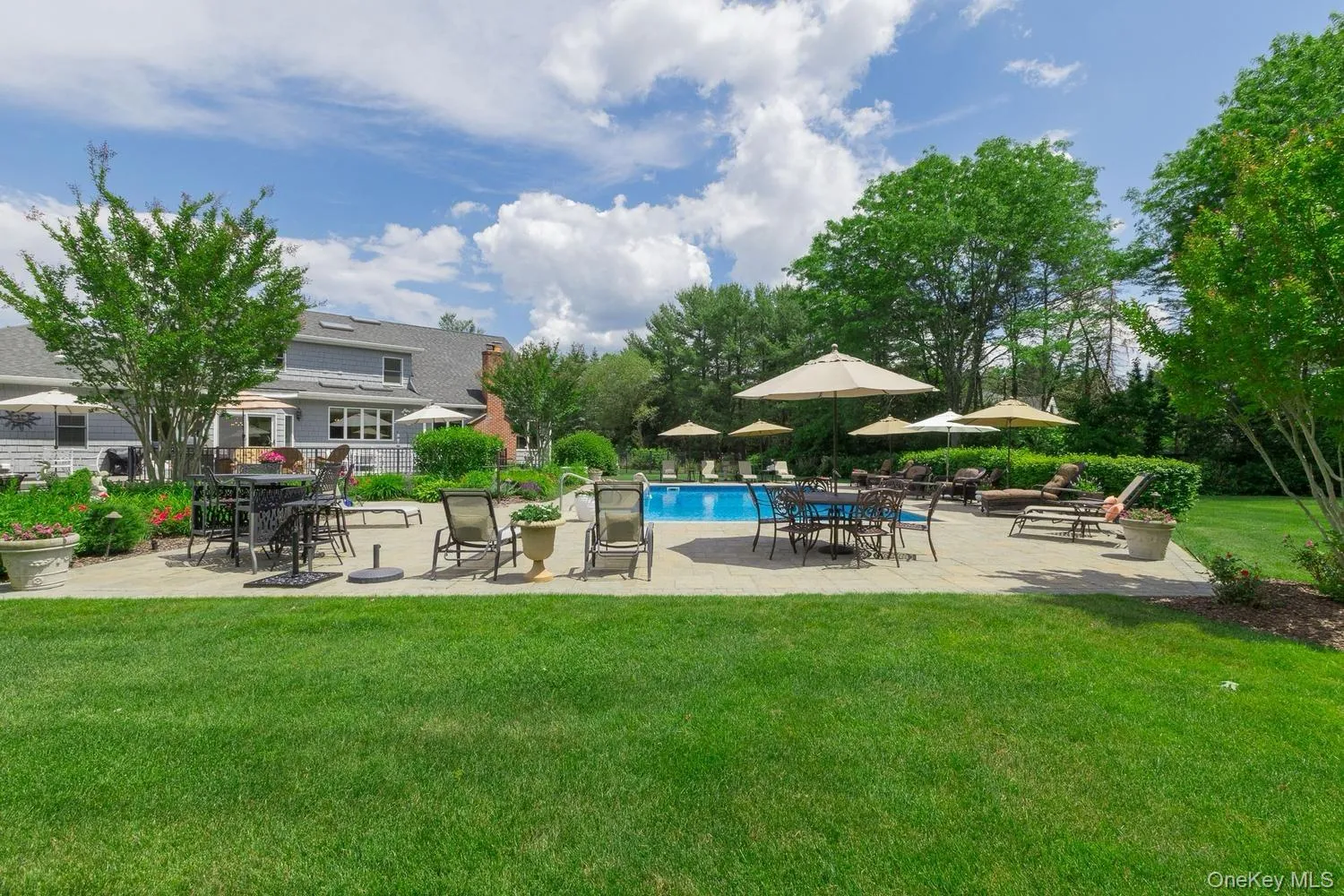 15 The Chase, Smithtown, NY, 6 Bedrooms Bedrooms, 11 Rooms Rooms,5 BathroomsBathrooms,Residential,For Rent,The Chase,0,1010665 15 The Chase, Smithtown, NY, 6 Bedrooms Bedrooms, 11 Rooms Rooms,5 BathroomsBathrooms,Residential,For Rent,The Chase,0,1010665