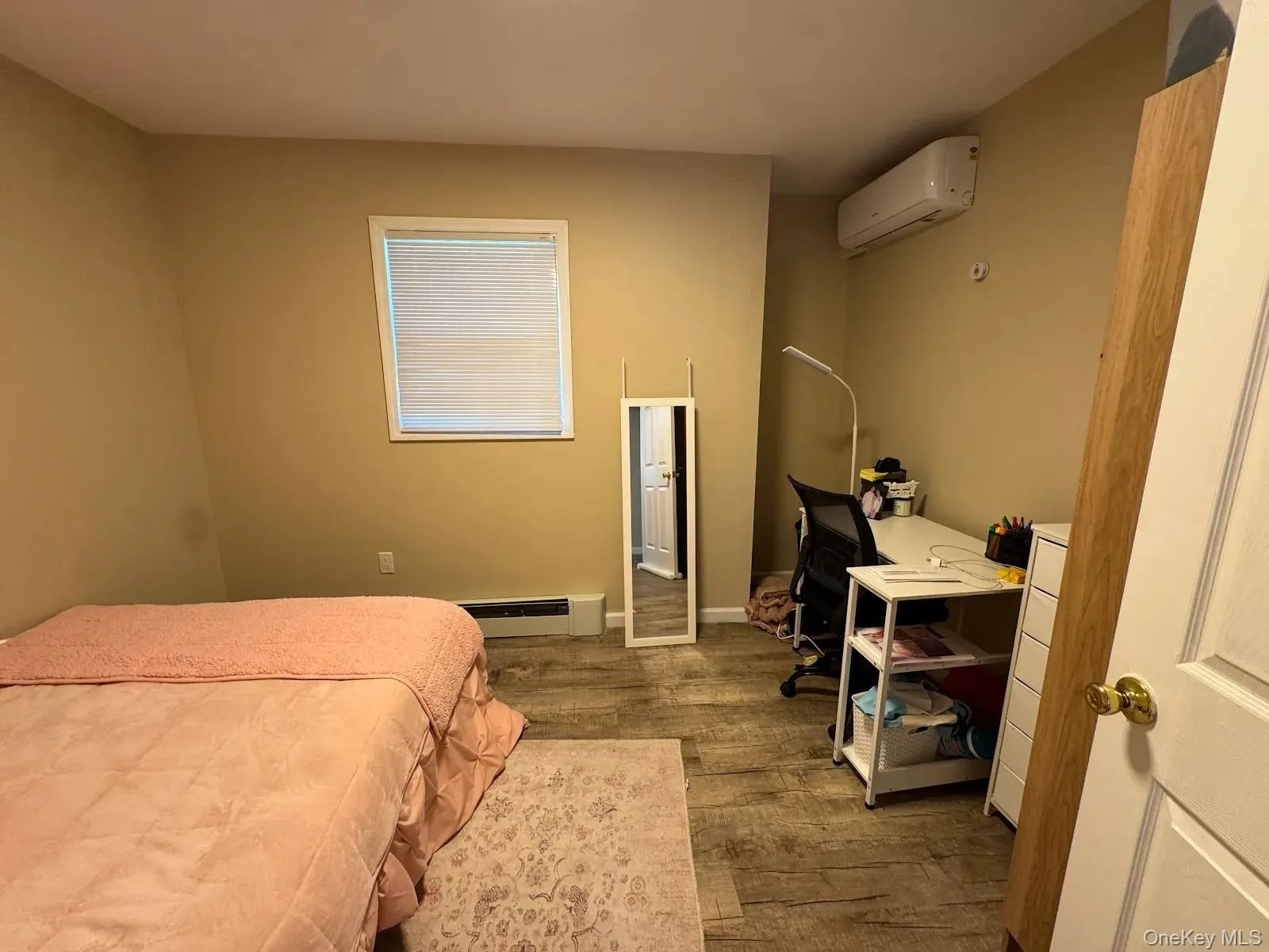 1 Eisenhower Road, Brookhaven, NY, 6 Bedrooms Bedrooms, 12 Rooms Rooms,3 BathroomsBathrooms,Residential,For Rent,Eisenhower,0,1010666 1 Eisenhower Road, Brookhaven, NY, 6 Bedrooms Bedrooms, 12 Rooms Rooms,3 BathroomsBathrooms,Residential,For Rent,Eisenhower,0,1010666