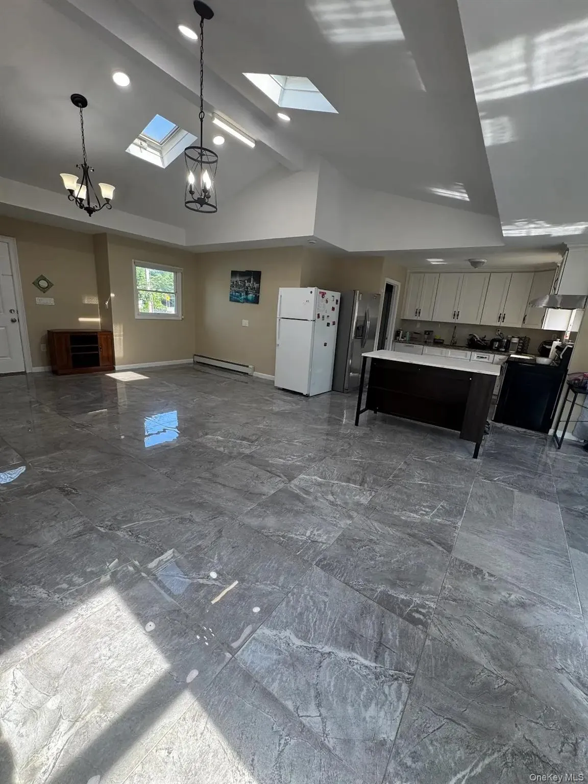 1 Eisenhower Road, Brookhaven, NY, 6 Bedrooms Bedrooms, 12 Rooms Rooms,3 BathroomsBathrooms,Residential,For Rent,Eisenhower,0,1010666 1 Eisenhower Road, Brookhaven, NY, 6 Bedrooms Bedrooms, 12 Rooms Rooms,3 BathroomsBathrooms,Residential,For Rent,Eisenhower,0,1010666